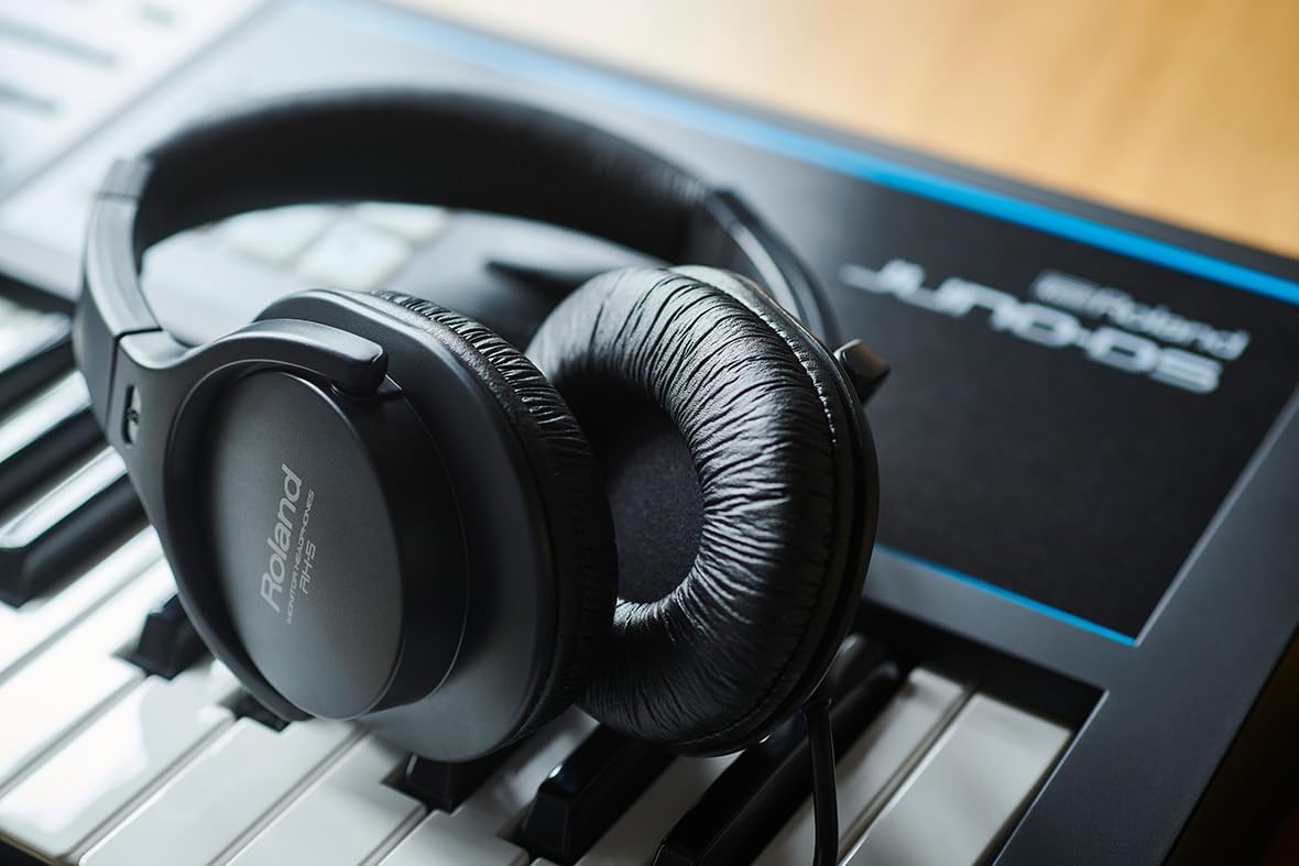Roland Casque RH-5, pour le monitoring, conception fermée pour une écoute sans distraction - Analyse des détails et conception