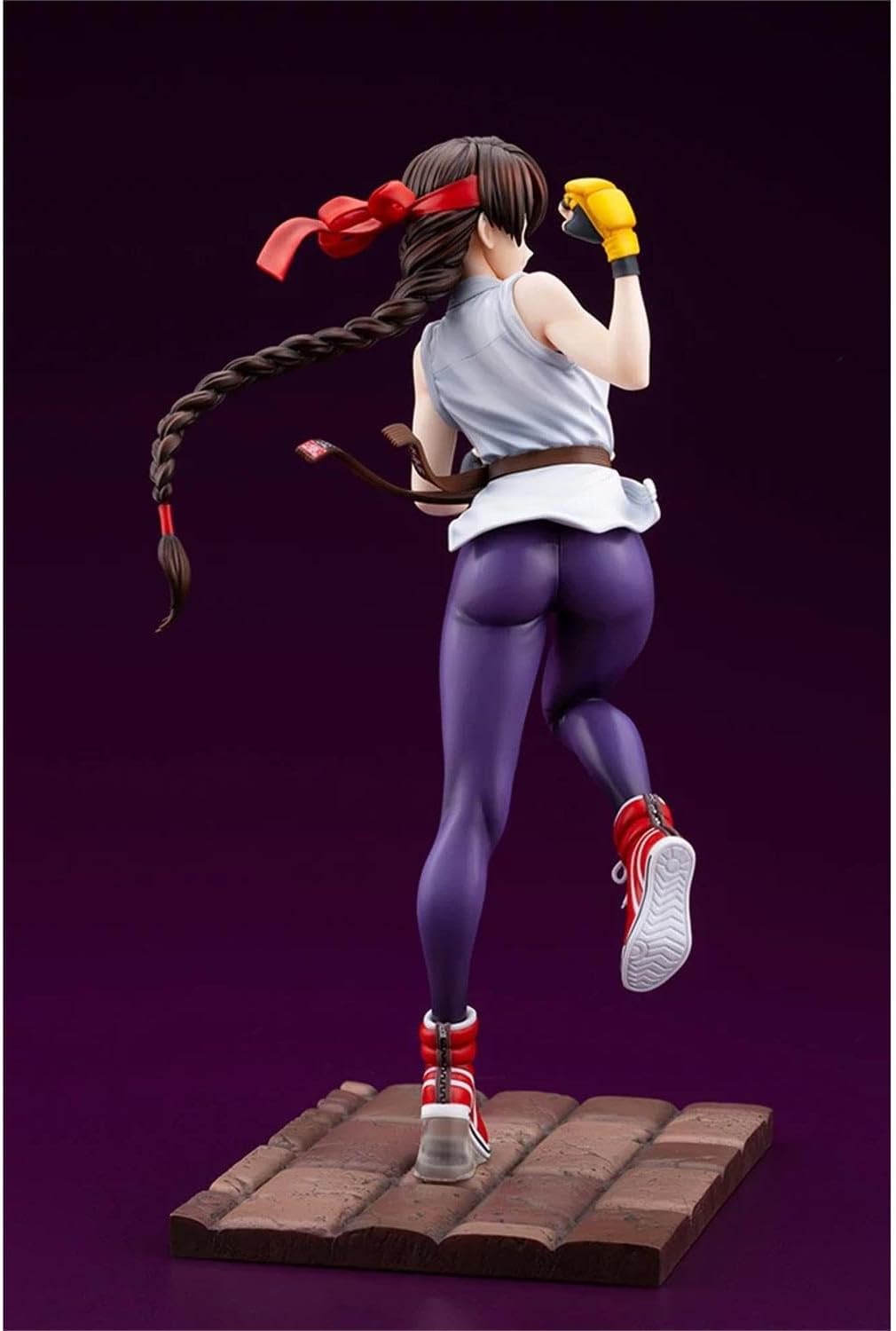 Kotobukiya SNK The King of Fighters XV: Yuri Sakazaki Bishoujo Statue