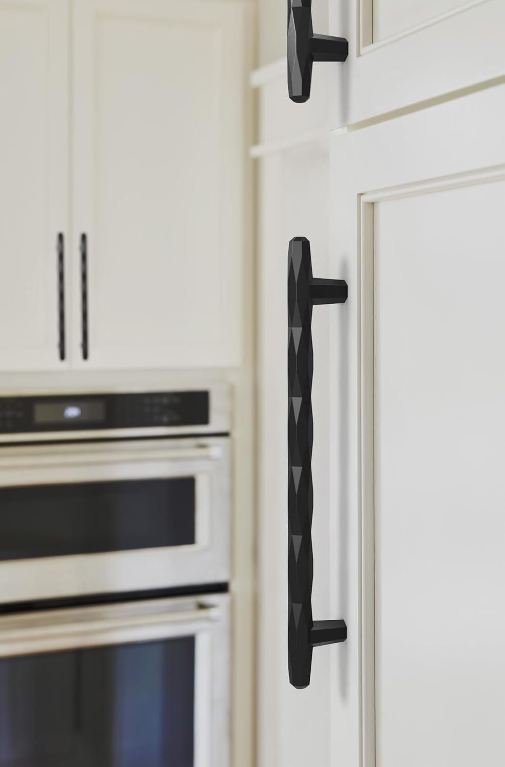 Amerock St. Vincent 8 inch (203mm) Center-to-Center Black Bronze Cabinet Pull, BP55500BBR