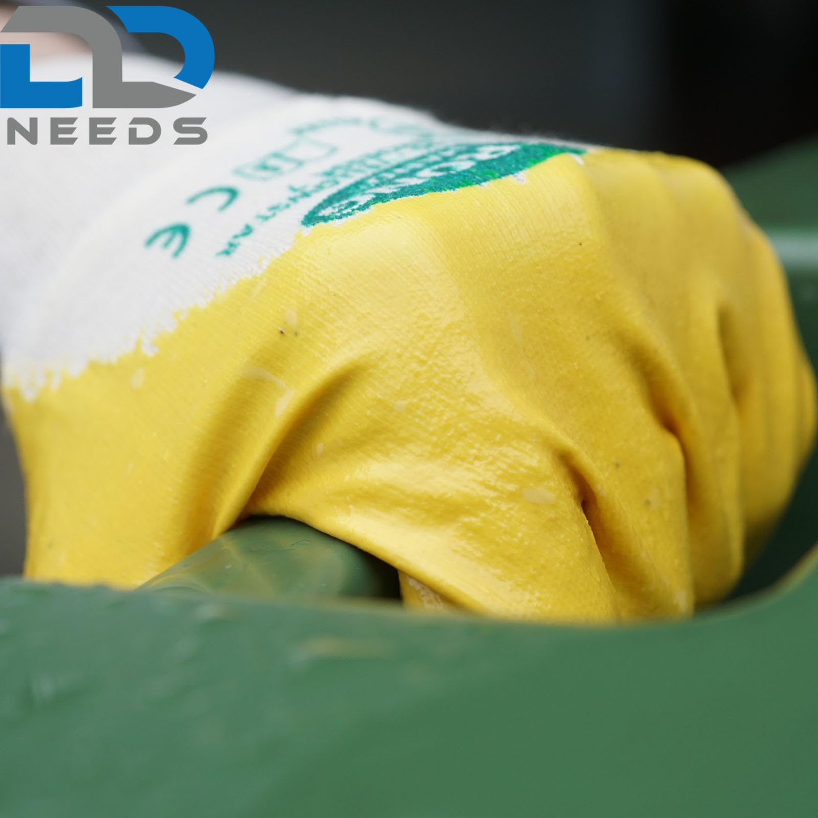D2D | 144 Paar - Baumwollhandschuhe - Größe: 10 (XL) - Gelb - mit Nitril Beschichtung - Norm EN 388 CAT 2 - Arbeitshandschuhe - PU-Montagehandschuhe Gartenhandschuh