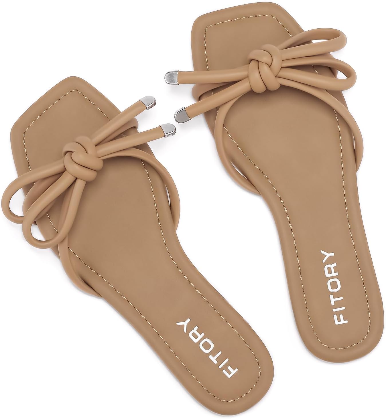Flat sandals with square toe, thong and cute knot