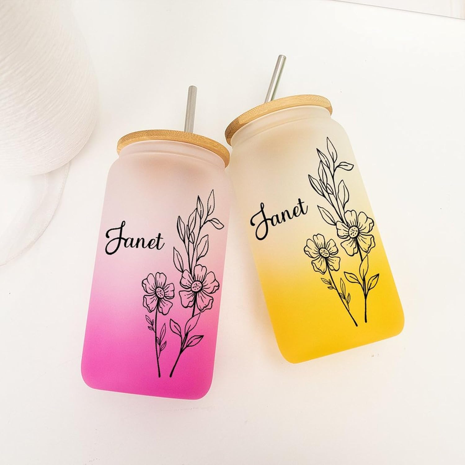 Birth Flower Frosted Tumbler Cup with Bamboo Lid Customized Birthflower Glass Water Bottle with Name Engagement Christmas Gifts for Coffee Lover December Flower Farmhouse 16oz Beer Can Glass