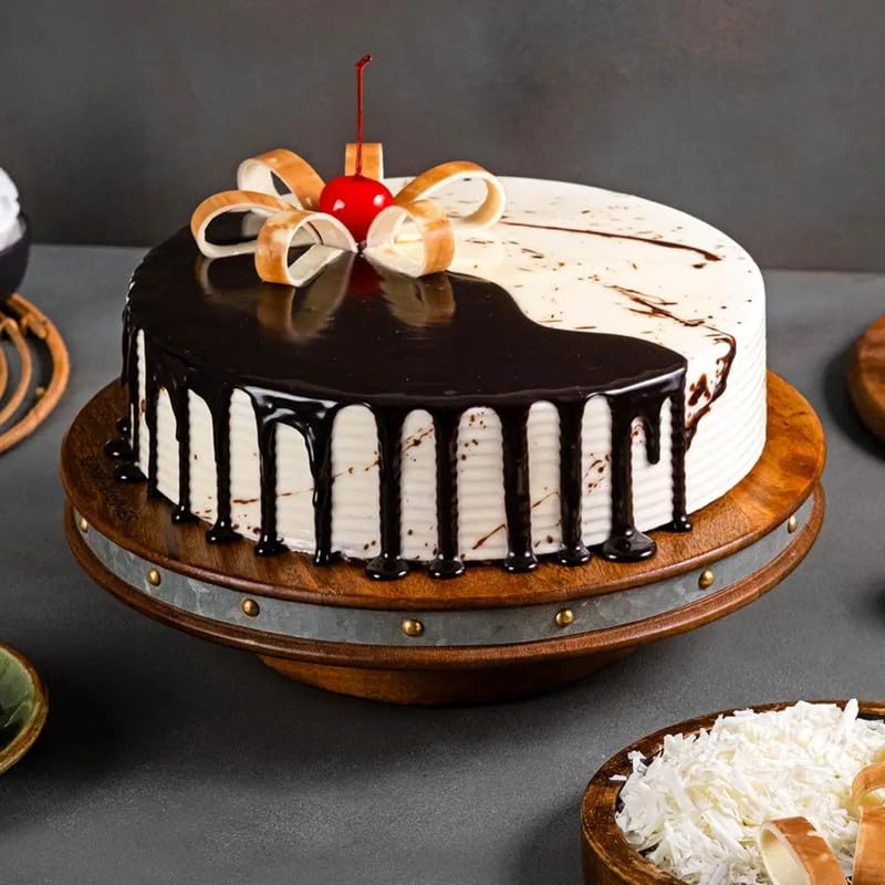 Bakingo Delicious Silky Smooth Fresh Chocolate Vanilla Eggless Cake For Birthday Cake, Anniversary Cake, Valentine's Day Cake, Mother's Day Cake (Same Day Delivery) (0.5Kg)