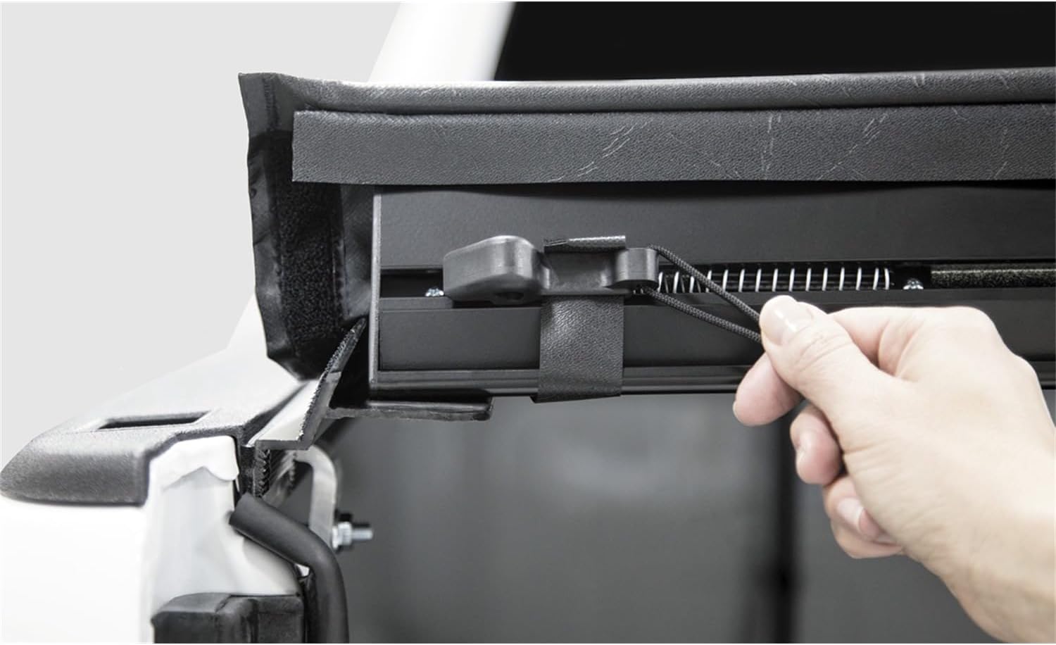 Access 32289 LiteRider Roll-Up Tonneau Cover