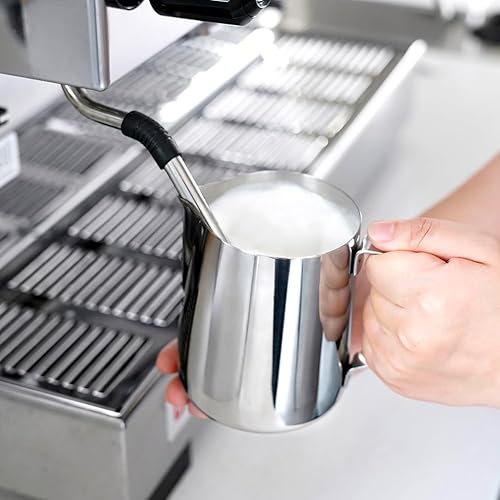 Miniatura 5 de Jarra de espuma de leche de 12 onzas  11.8 fl oz  Jarra de vapor watchget Espresso de acero inoxidable para espuma de leche, para capuchino, latte,