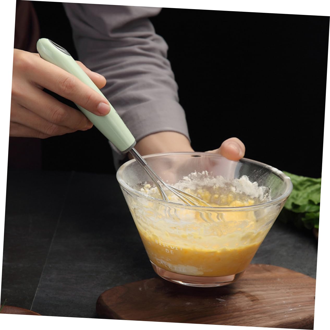 STOBAZA 1Pc Stainless Steel Manual Eggbeater and Cream Whisk Mixer Kitchen Hand Tool for Mixing Eggs Sauces and Pancake Batter Easy to Hang for Home Baking Green