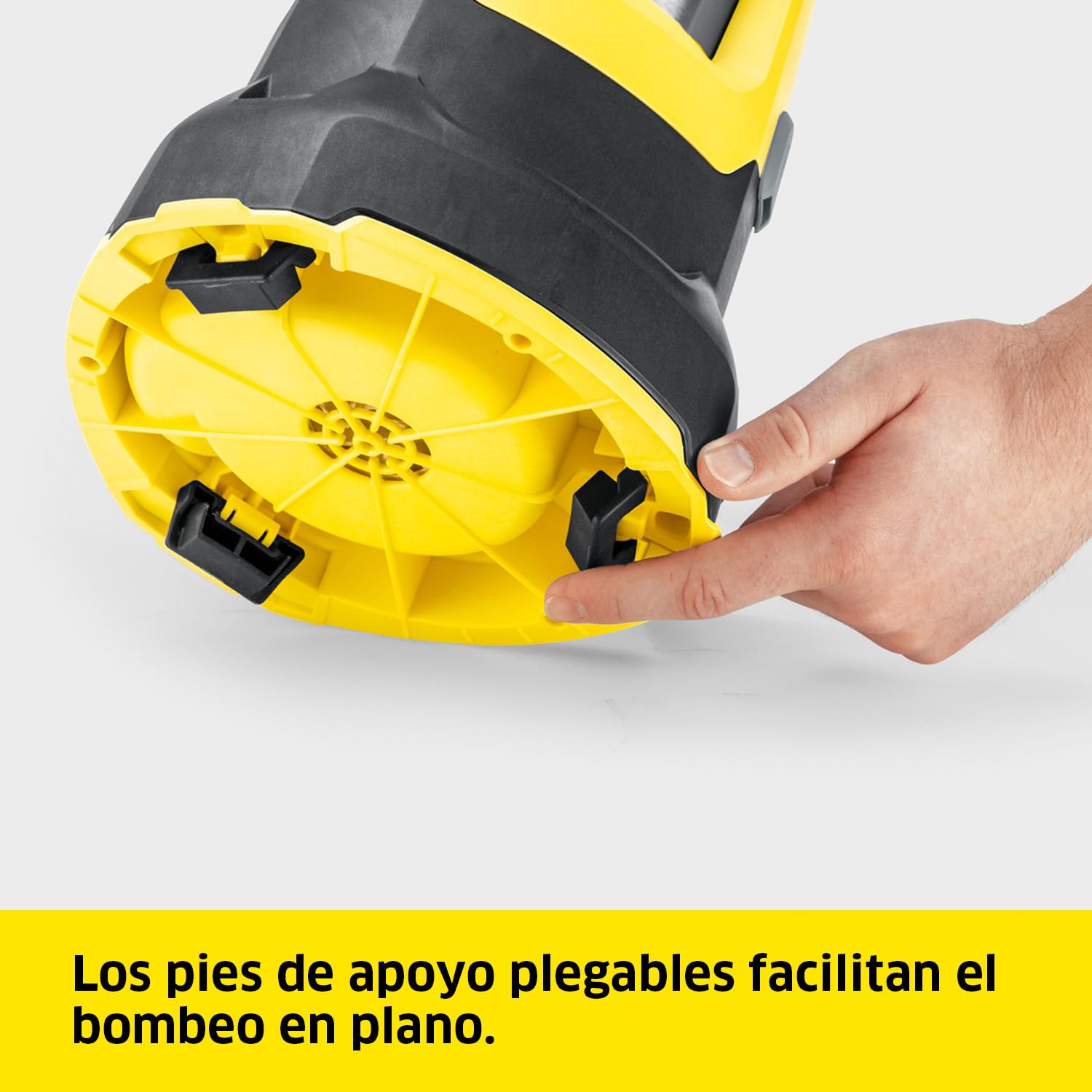 Kärcher SP 17.000 Flat Level Sensor Bomba Sumergible con aspiración en plano, Caudal: 17.000 l/h, Profundidad: máx. 7 m, Para Agua Sucia con Partículas de un Tamaño de Hasta 5 mm, Agua Restante: 1 mm