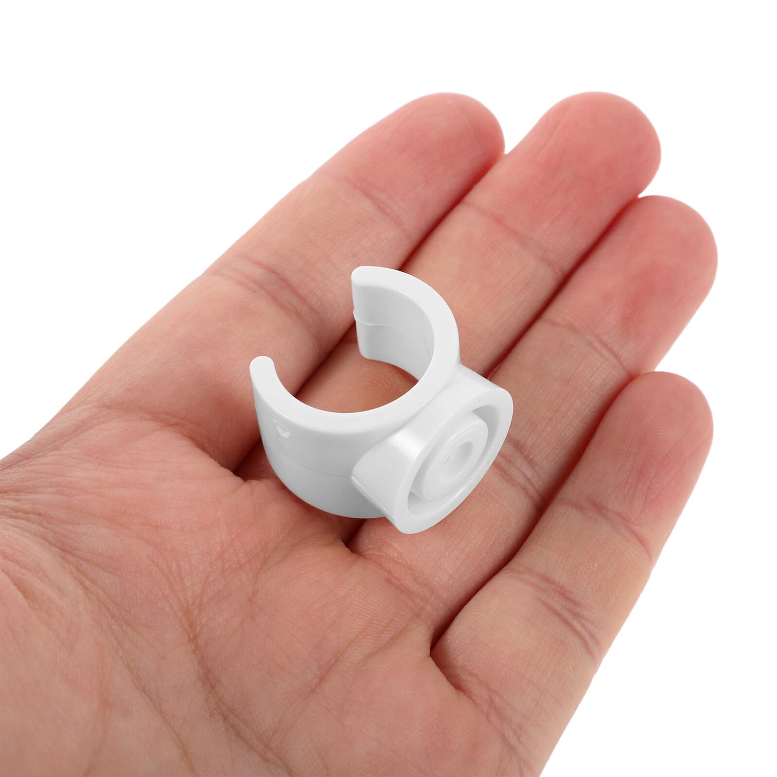 100 pièces Lot de Colliers Serrage U Plastique Renforcé Support de Tube PVC pour Tuyaux Eau Fixation Résistante à Humidité et Température Clips Polyvalents pour Plomberie et
