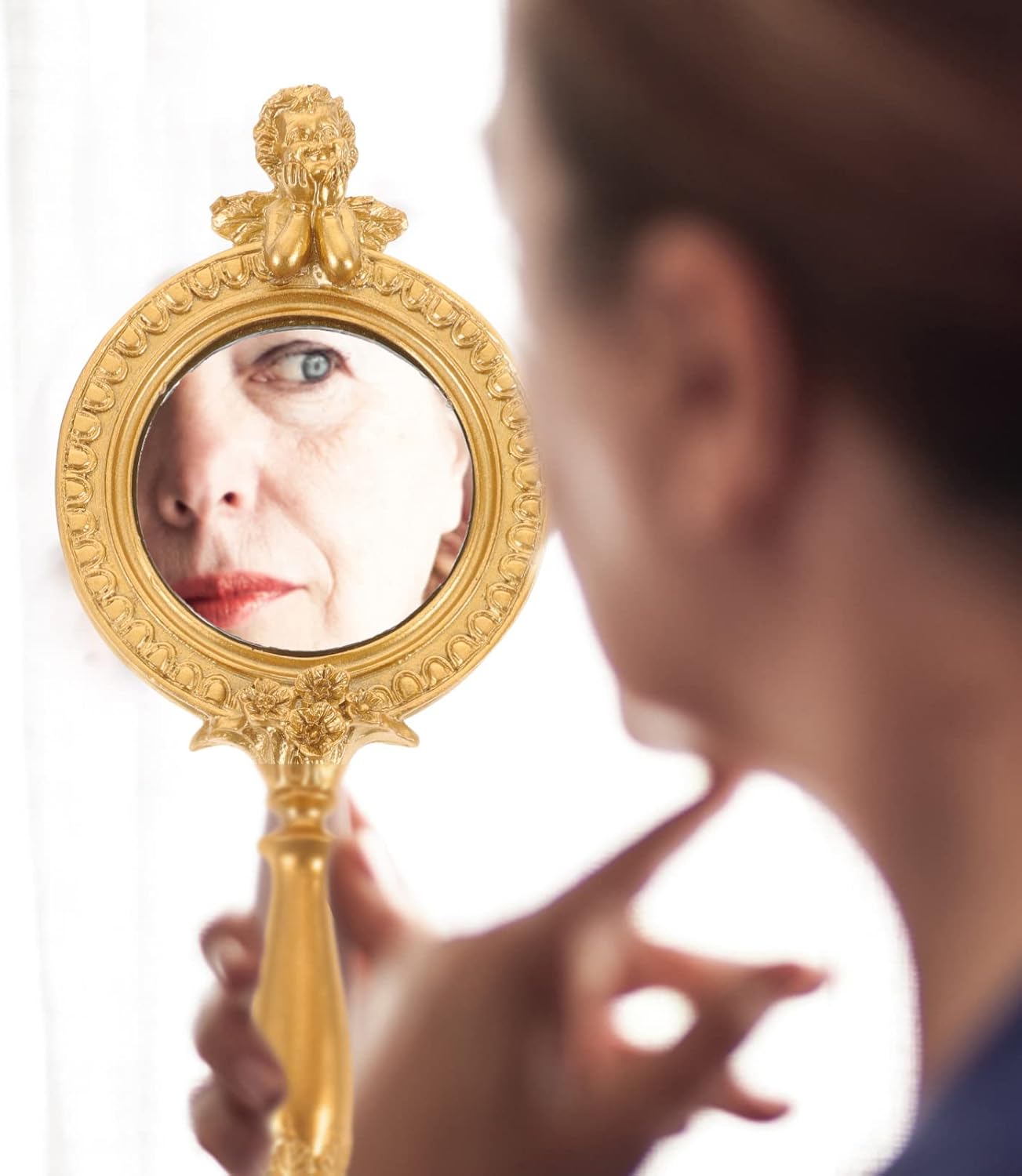 ARTIBETTER Hand Held Mirror Vintage Handheld Mirror Handle Hand Makeup Cosmetic Clear Vanity Decorative Cute for Women Travel Girls Golden Vintage Decor