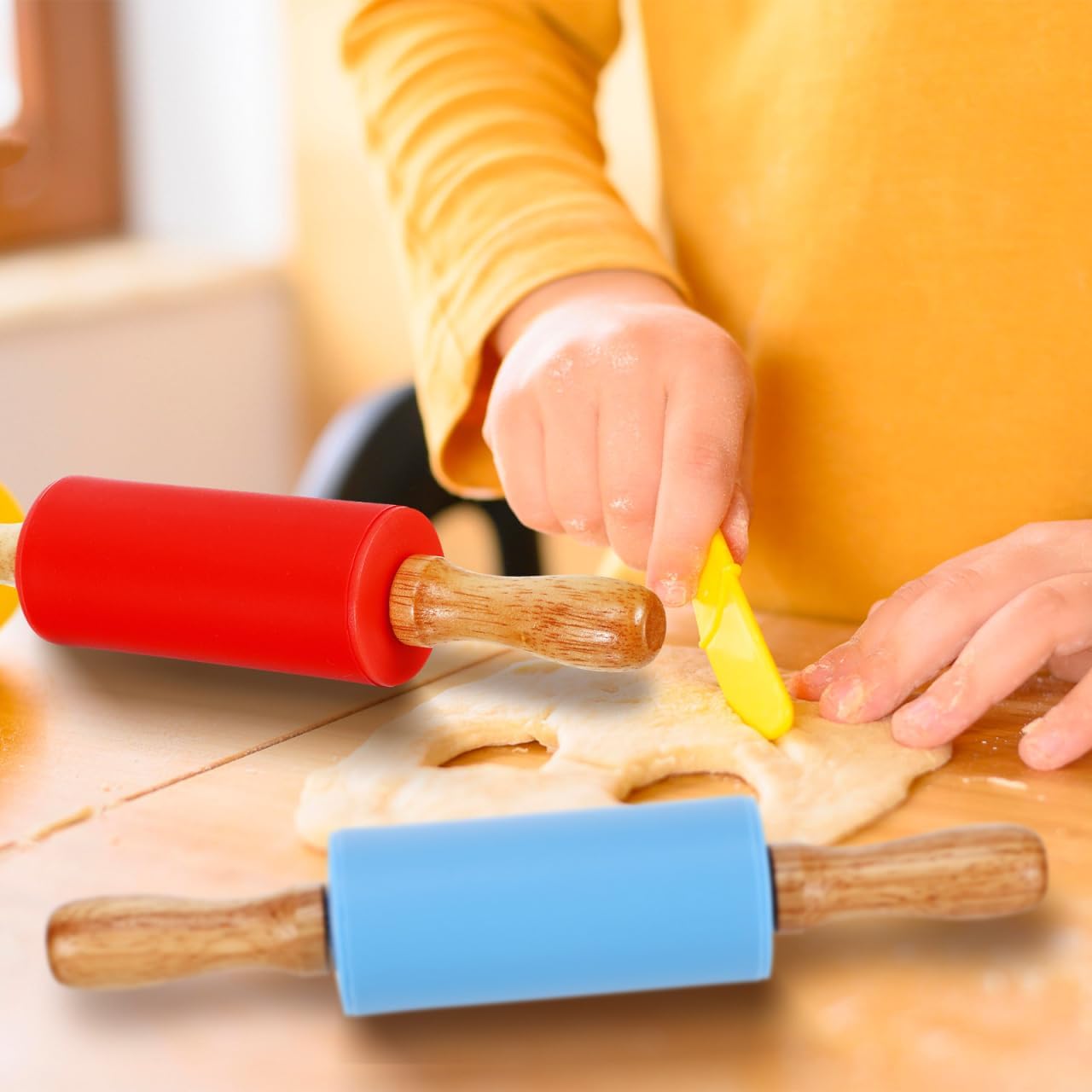 Didiseaon 4pcs Silicone Rolling Pin for Kids, Non-stick Children Baking Dough Roller, Compact Size for Home Baking And Craft Activities