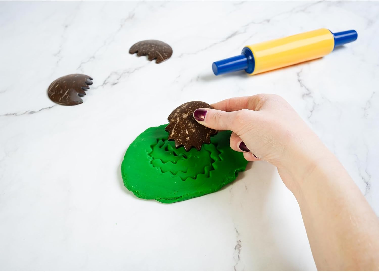 Craftplay Coconut Shell Modeling Tools | Set of 6 | Natural Playdough and Clay Tools | Eco-Friendly | Sensory Craft Tools for Preschool