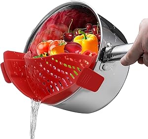 Clip-on Strainer, for Strainers and Colanders for Kitchen, Silicone Food Strainer Hands-free Pan Strainer Pasta Strainer Fits All Bowls and Pots (Red)