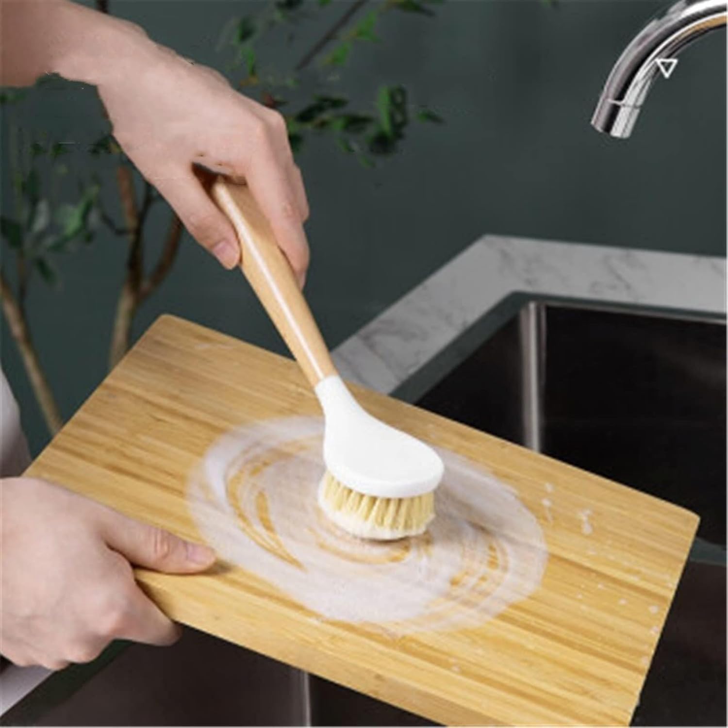 Kitchen Pot Brush Pot Washing Brush Pot Brush Long Handle Dishwashing Brush Household Kitchen Multifunctional Cleaning Brush for Dishes and Household Cleaning