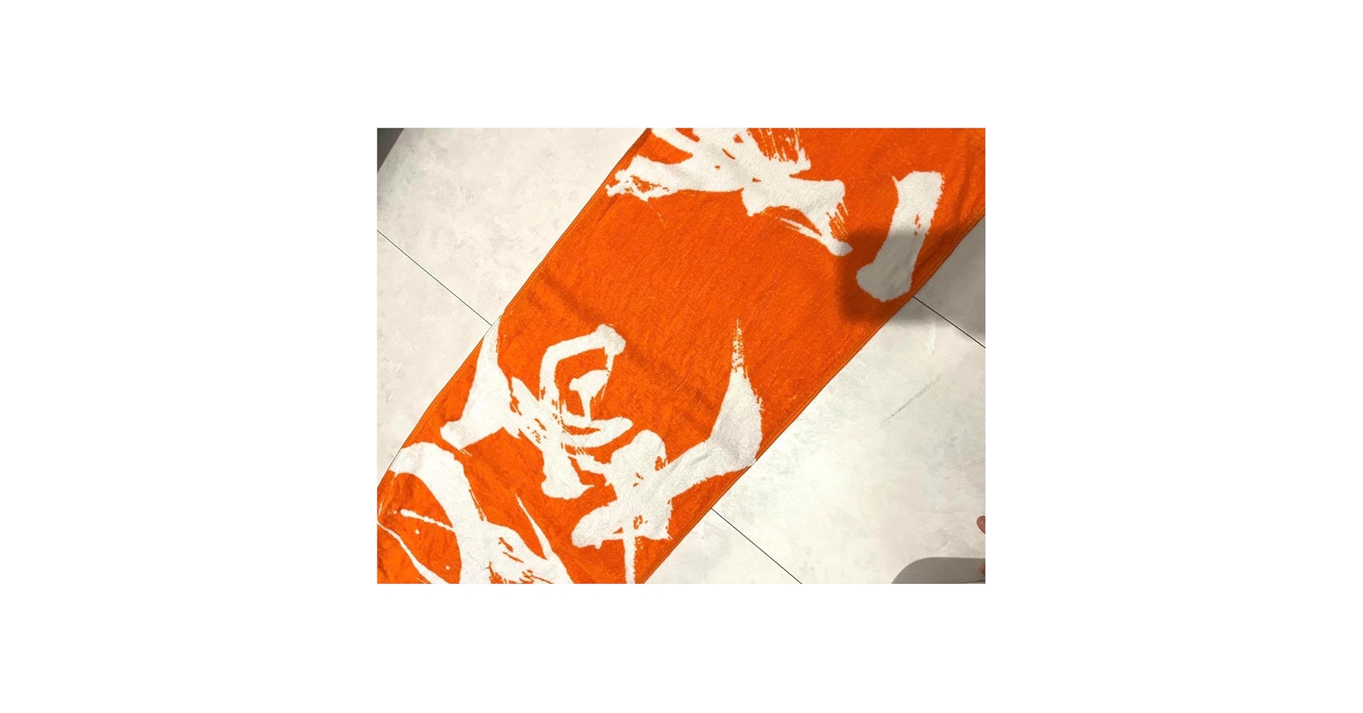 Amazon.co.jp: 優里 オレンジ ダイナミックロゴフェイスタオル