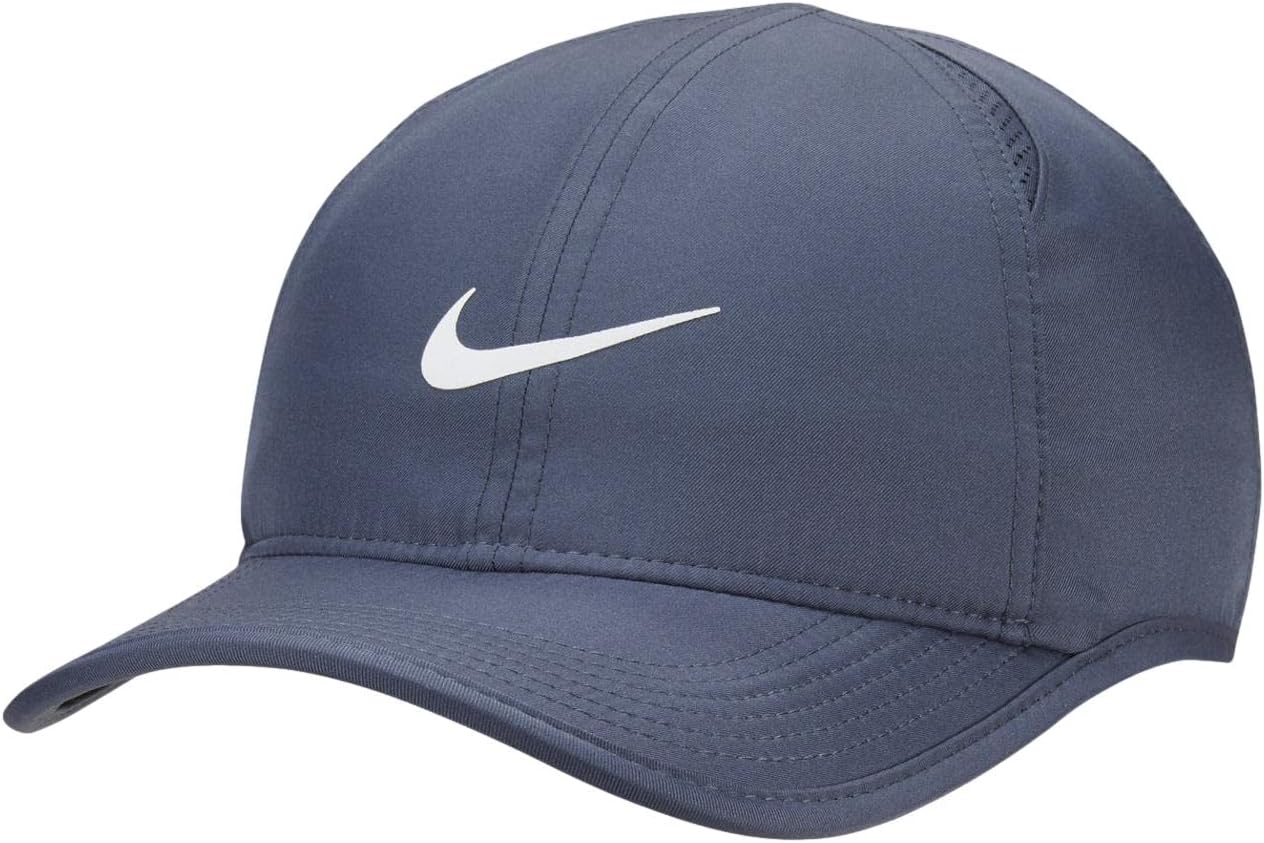 NikeDri-Fit Club Unstructured Featherlight Cap