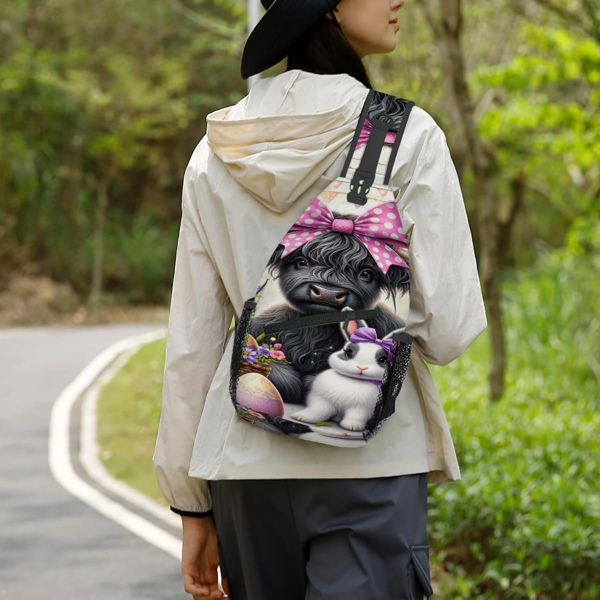 Small Animal Highland Cow Easter Sling Bag for Women Men Lightweight Chest Bag Crossbody Daypack Anti Theft Shoulder Backpack with Adjustable Shoulder Strap for Outdoors Sports Hiking Travel