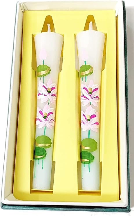 Amazon Co Jp 花ろうそく蓮 3号 手描き 絵ろうそく ハス 手書き2本入り 淡路梅薫堂 和ろうそく お供え物 ギフト 贈り物 仏壇用 贈答用 3065 ホーム キッチン