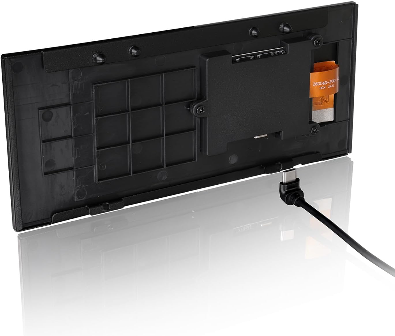 Thermaltake View 600 TG 6.0 Inch LCD Screen Panel Kit; LCD and Panel; 1480x720p; TTRGBPlus 3.0 Supported; Type-C to USB (9-Pin);