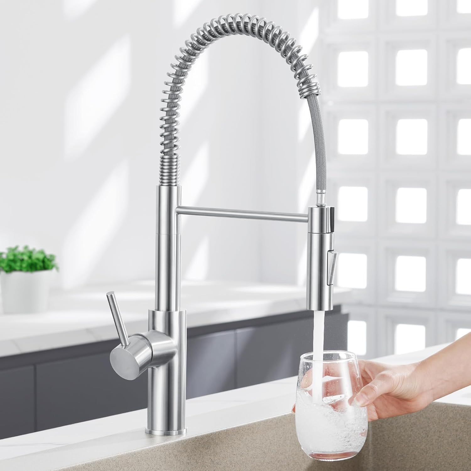 CECIPA Evier Cuisine 1 Bac 70x45 CM, Evier Inox avec Egouttoir et évier mobile et planche à découper,lavabo cuisine avec Trous pour Robinets et Distributeur de Savon, Argenté avec Robinet Ressort