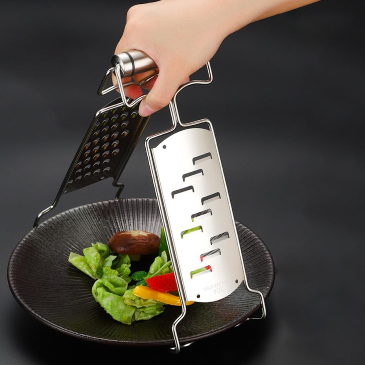 304 Stainless Steel Grater and Plate Gripper for Kitchen Use