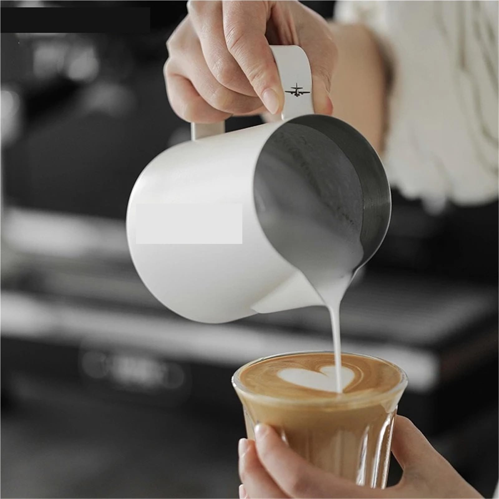 Genérico Jarra for espumar leche, jarra con boquilla de cocodrilo de acero inoxidable 304 for Latte Art(White 450ML)