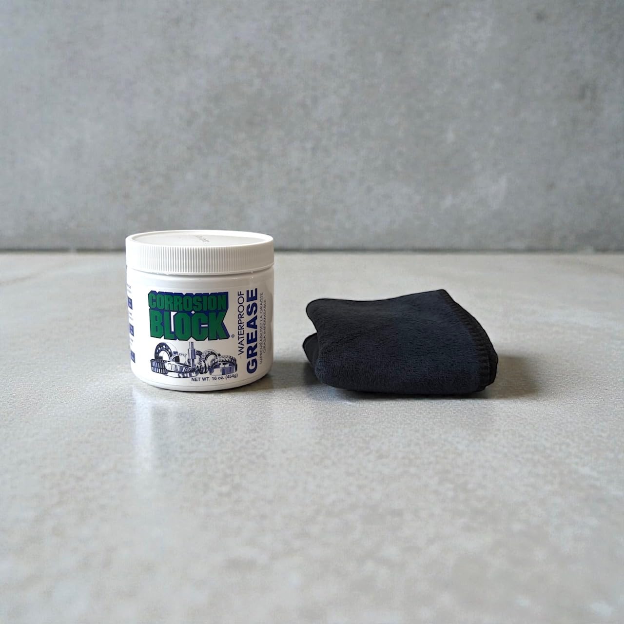 Corrosion Block High Performance Waterproof Grease - 16oz Tub with Microfiber Towel