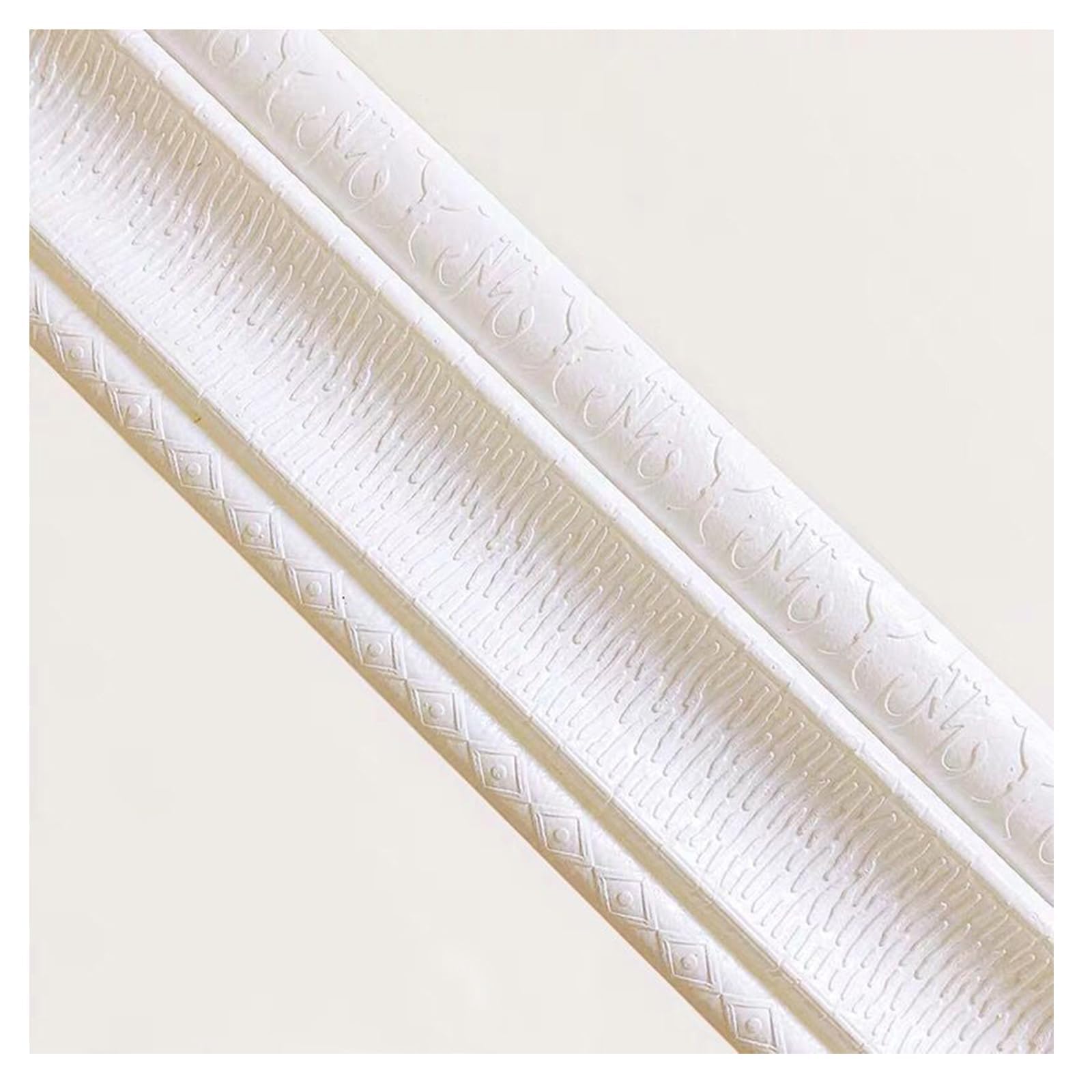 Peel and stick molding, Peel and Stick Wallpaper Border Stickers,skirting Board Trim, 3D Sticky Decorative Wall Borders Baseboard Length 2. Width 8cm PVC Cover Molding Flexible Caulk Strips(White)