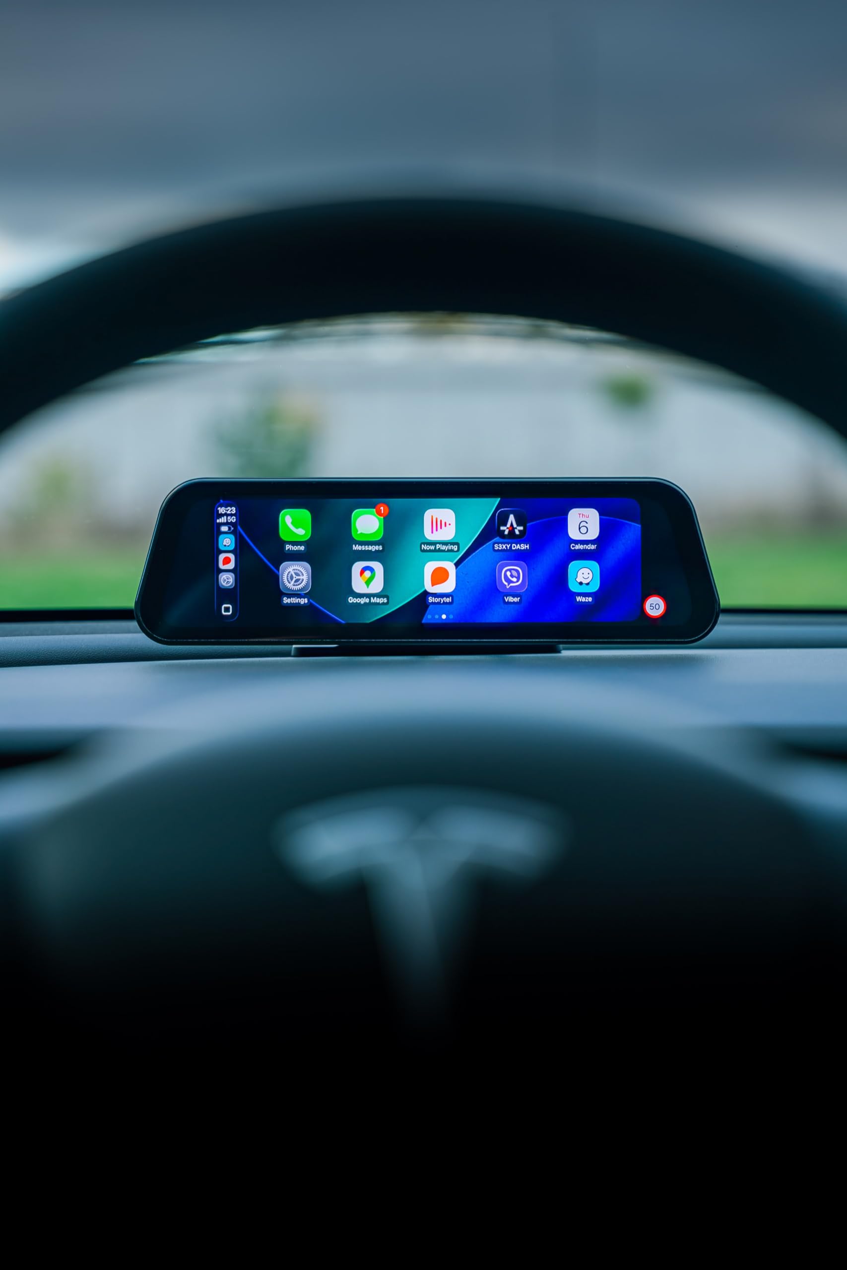 S3XY Dash para Tesla Model Y Juniper – Pantalla QLED 9,6" con Apple CarPlay, Android Auto y Commander Gen2 Incluido