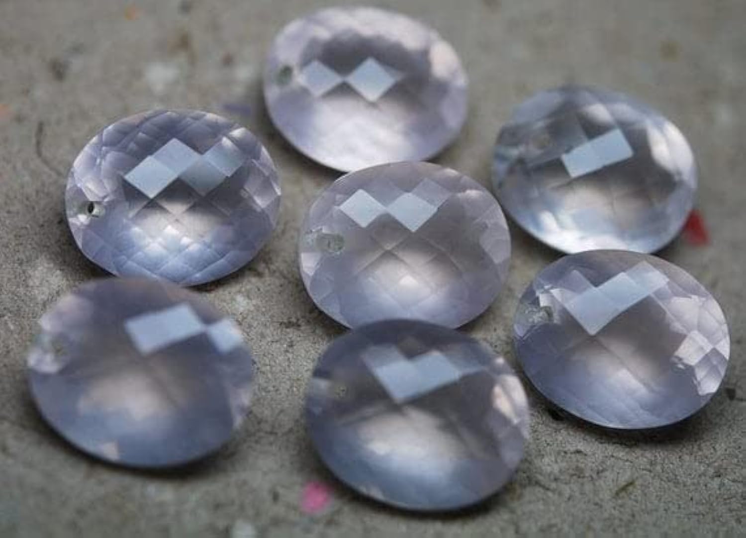 Quartz rose naturel AAA perles ovales facettées LKBEADS pour haute joaillerie