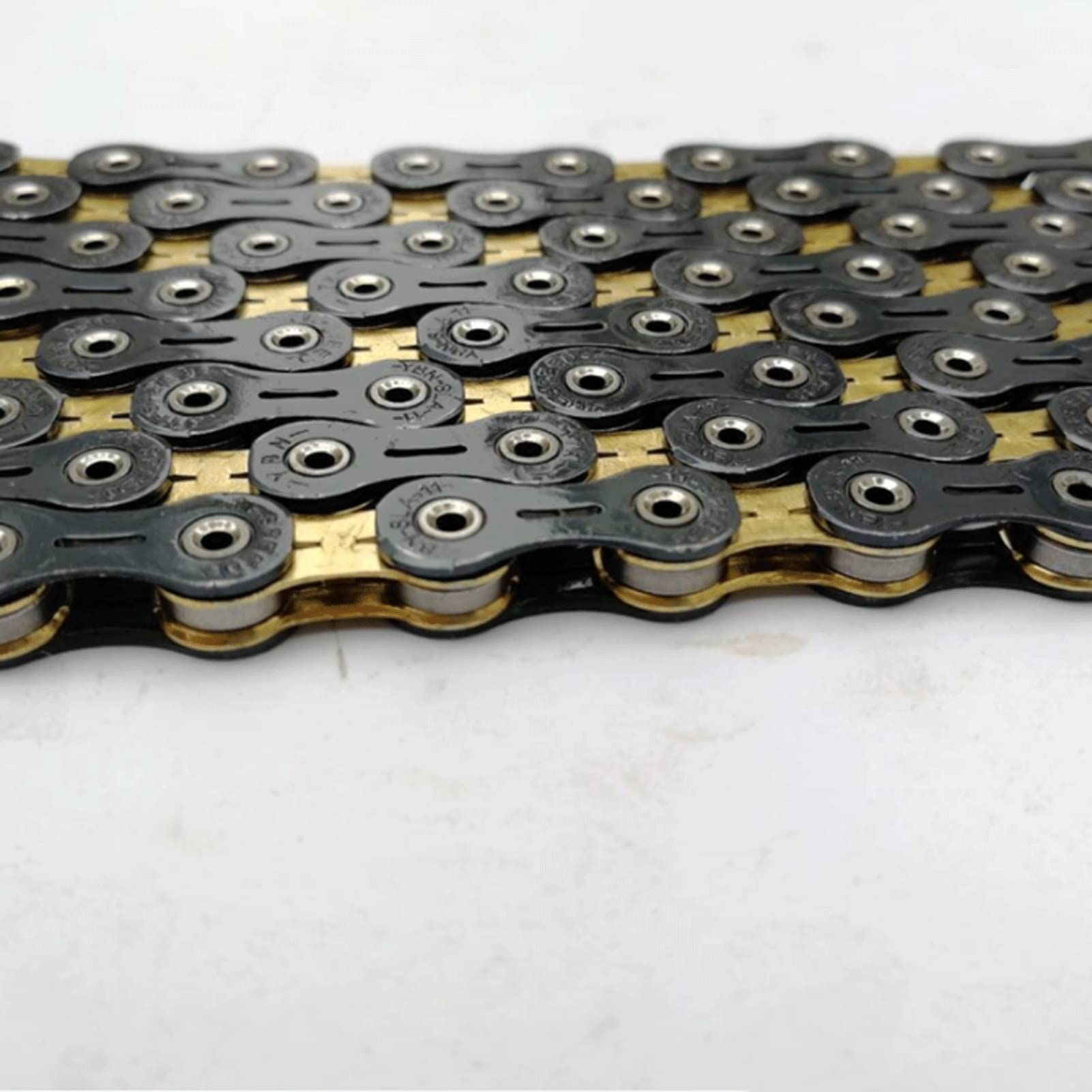 Fahrradkette aus schwarzer, goldener Legierung, robust, wasserdicht, rostfrei, geeignet for 11-Gang-Mountain-Rennräder