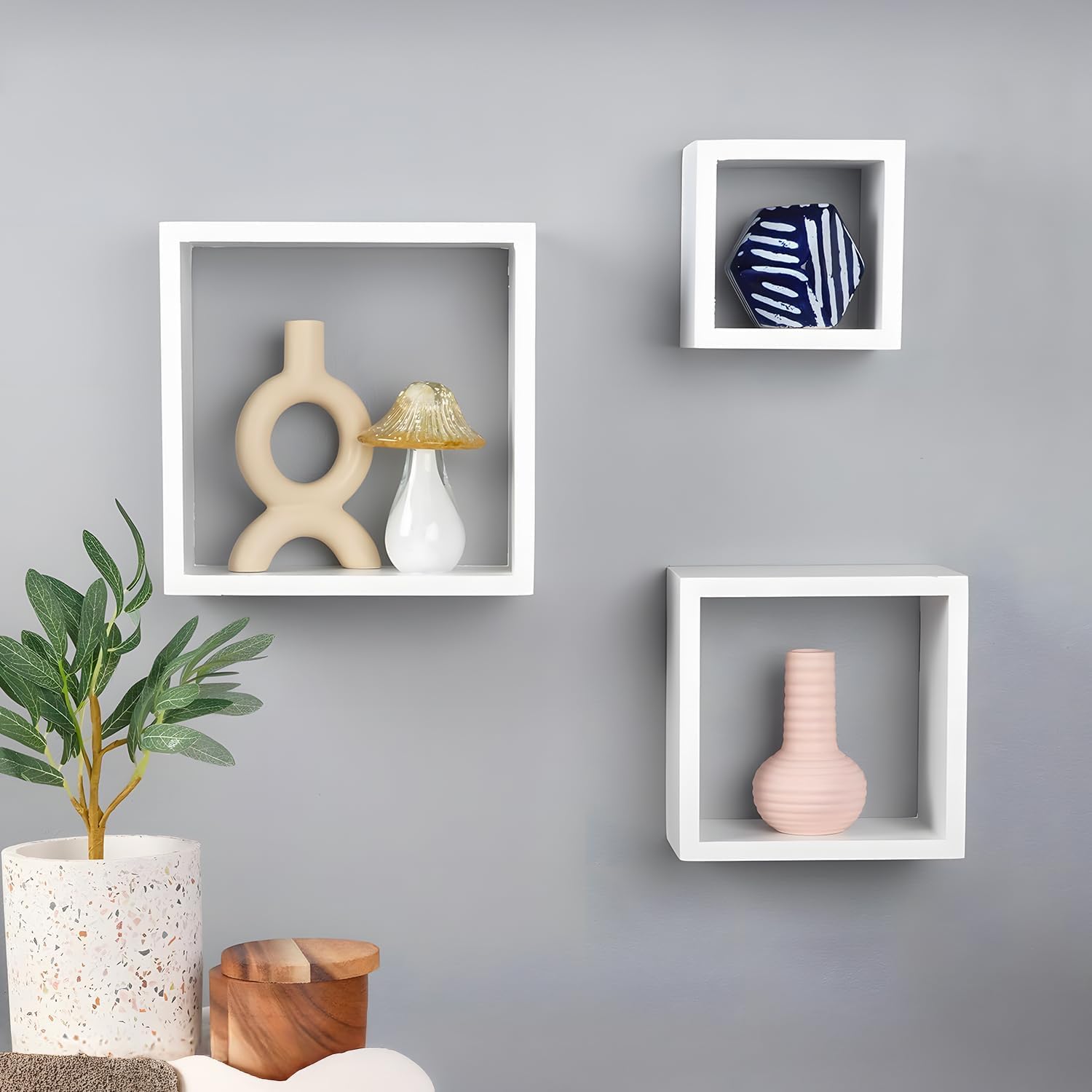 Set 3 Mensole a Cubo da Parete Bianco in MDF - Solide e di Lunga Durata - Dimensioni Diverse 15x9x15cm, 20x9x20cm e 25x9x25cm - Facili da Appendere - Adatte per Libri, Oggetti o Piante