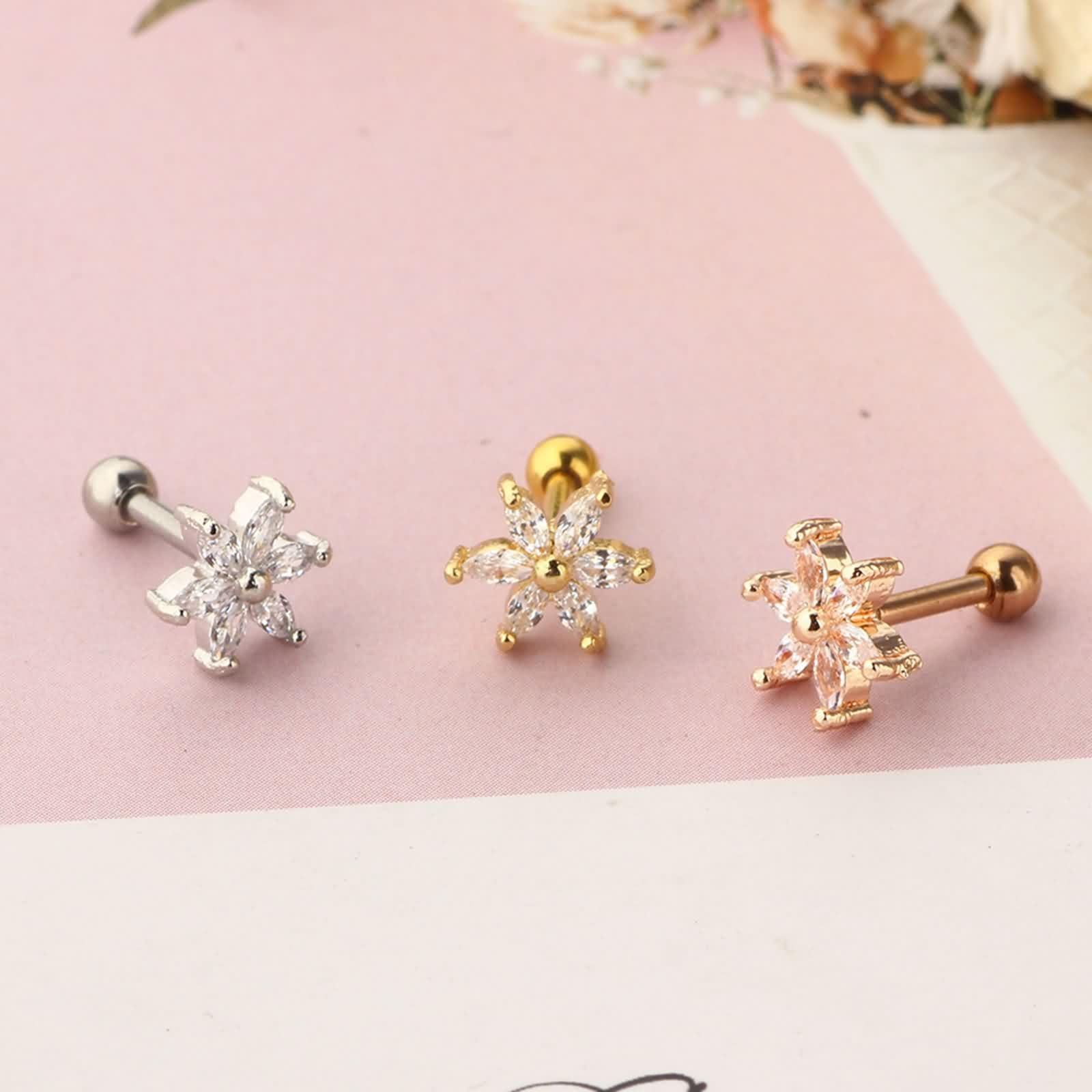 Ohrringe Hochzeit Gelbgold 9K / 14K / 18 K für Damen, Blume mit Moissanit, Schmuck Gold Frauen Ohrringe