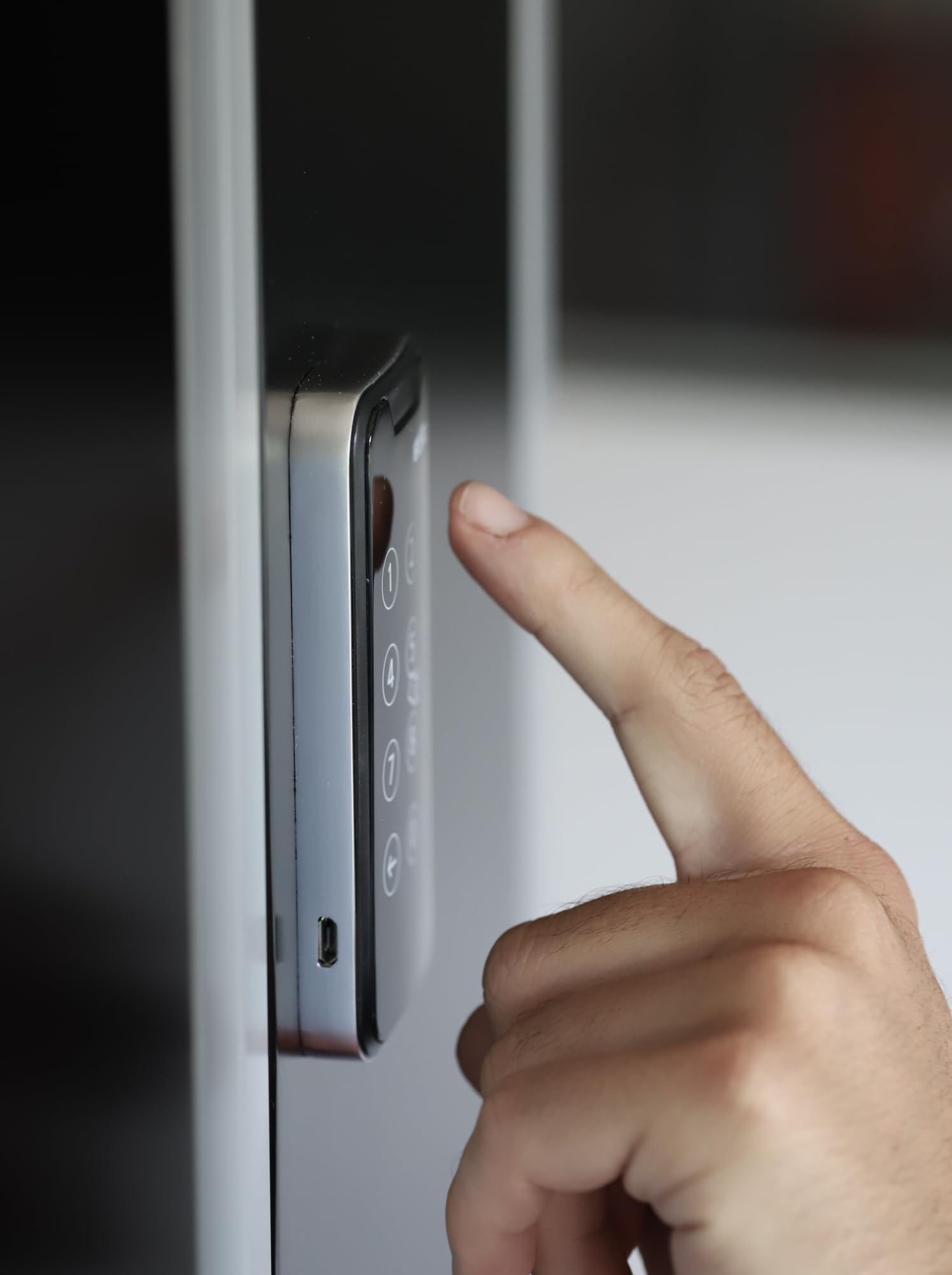 BURG TwinPad elektronisches Möbelschloss-Komplettset – Codeschloss (PIN) & RFID/NFC 13,56 MHz (MIFARE) – Schrankschloss/Spindschloss für Schranktür, Schublade & Spind