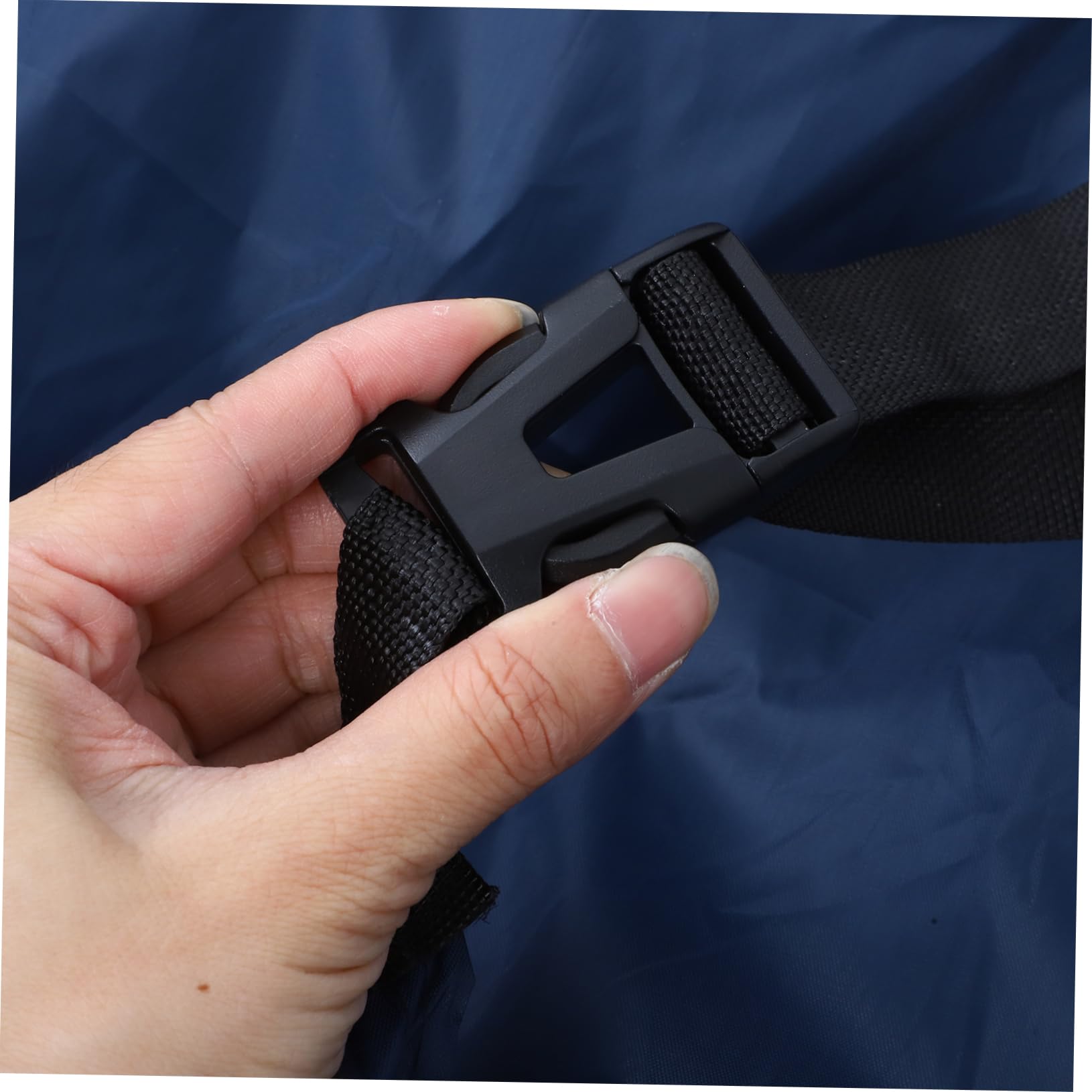 Toyvian 190t All-Weather Car Cover XXXL Outdoor Protective Cover with Windproof Straps Reflective Strips for Easy Identification Durable — view 2