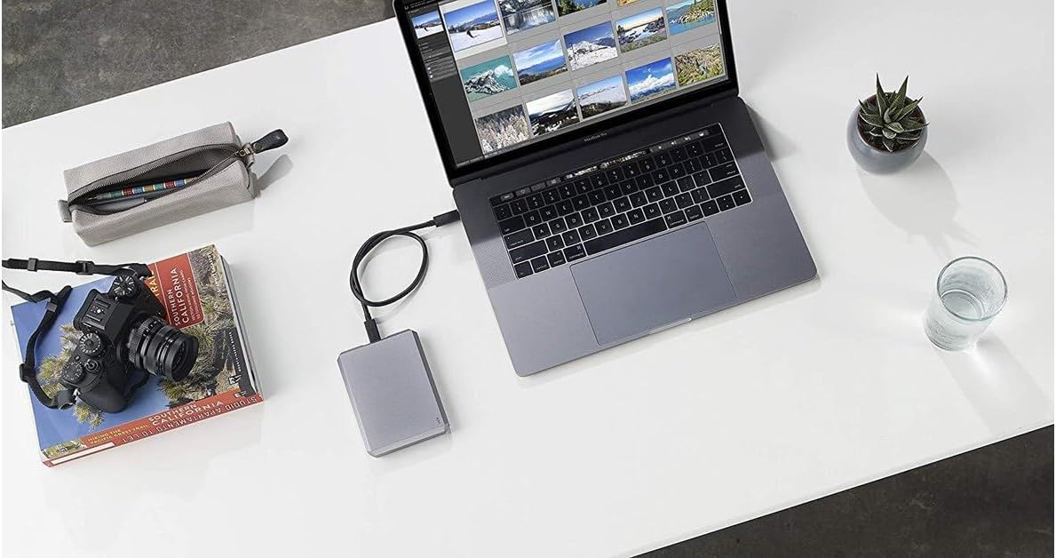 LaCie Mobile Drive, 2TB, External Hard Drive, Space Grey, USB-C, PC Mac iPad & iPhone, Data Rescue Service (STHG2000402)