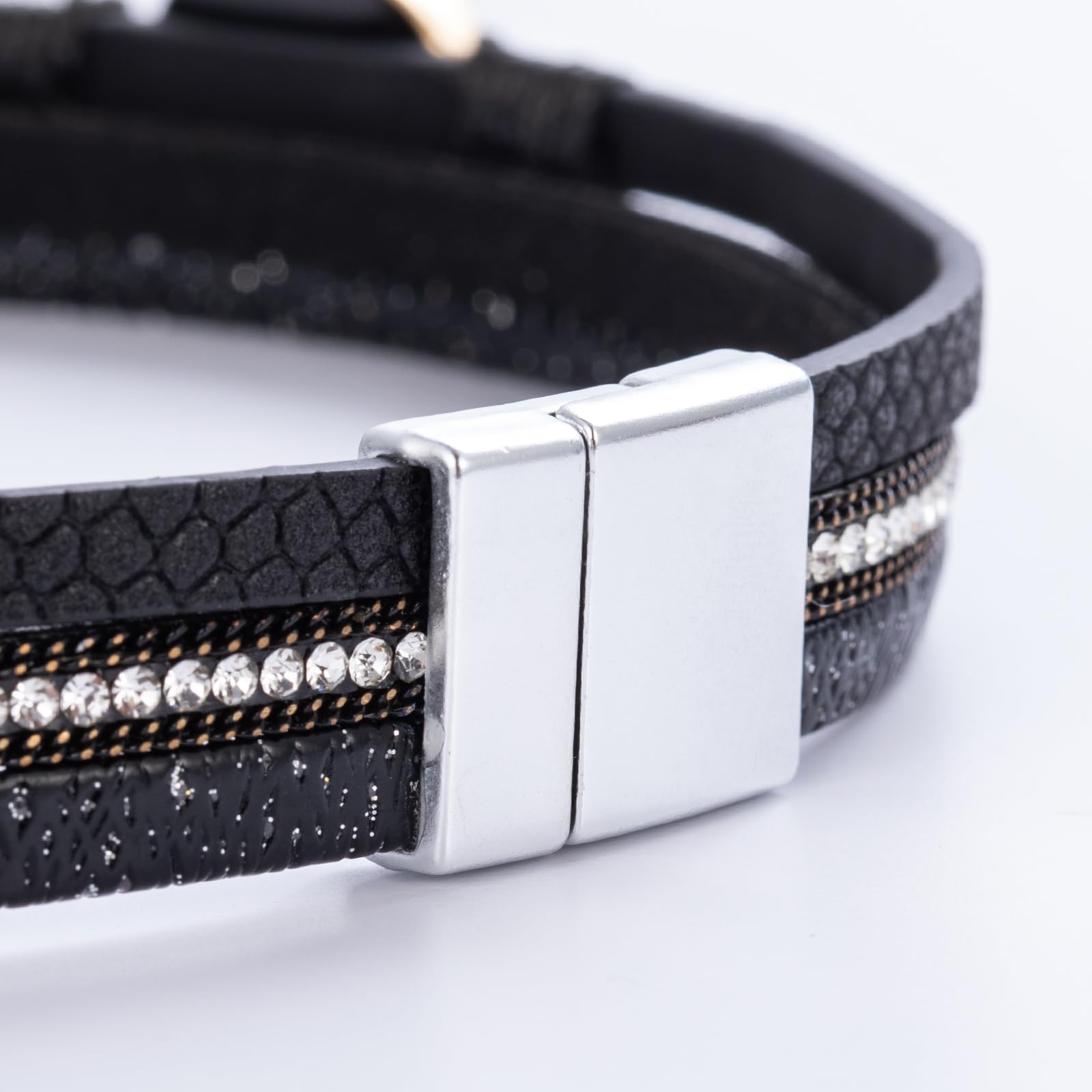 FANCY SHINY Boho Leather Wrap Bracelet Stackable Chunky Crystal Cuff Bracelets Western Jewelry Summer Beach Outfits for Women