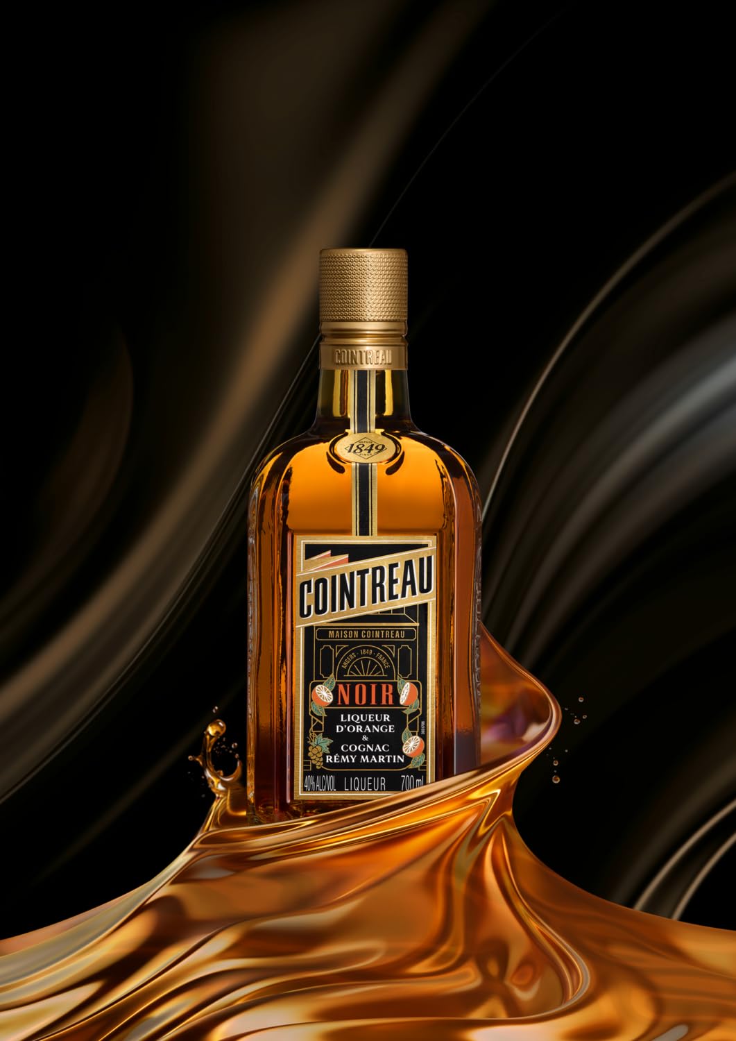COINTREAU NOIR - Licor de Naranja con Cognac, para Cóctel, 40% Volumen de Alcohol, 70 cl