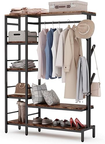 Tribesigns Armario abierto independiente con ganchos, estante de metal para ropa con estantes y barra para colgar, organizador de ropa pesada para