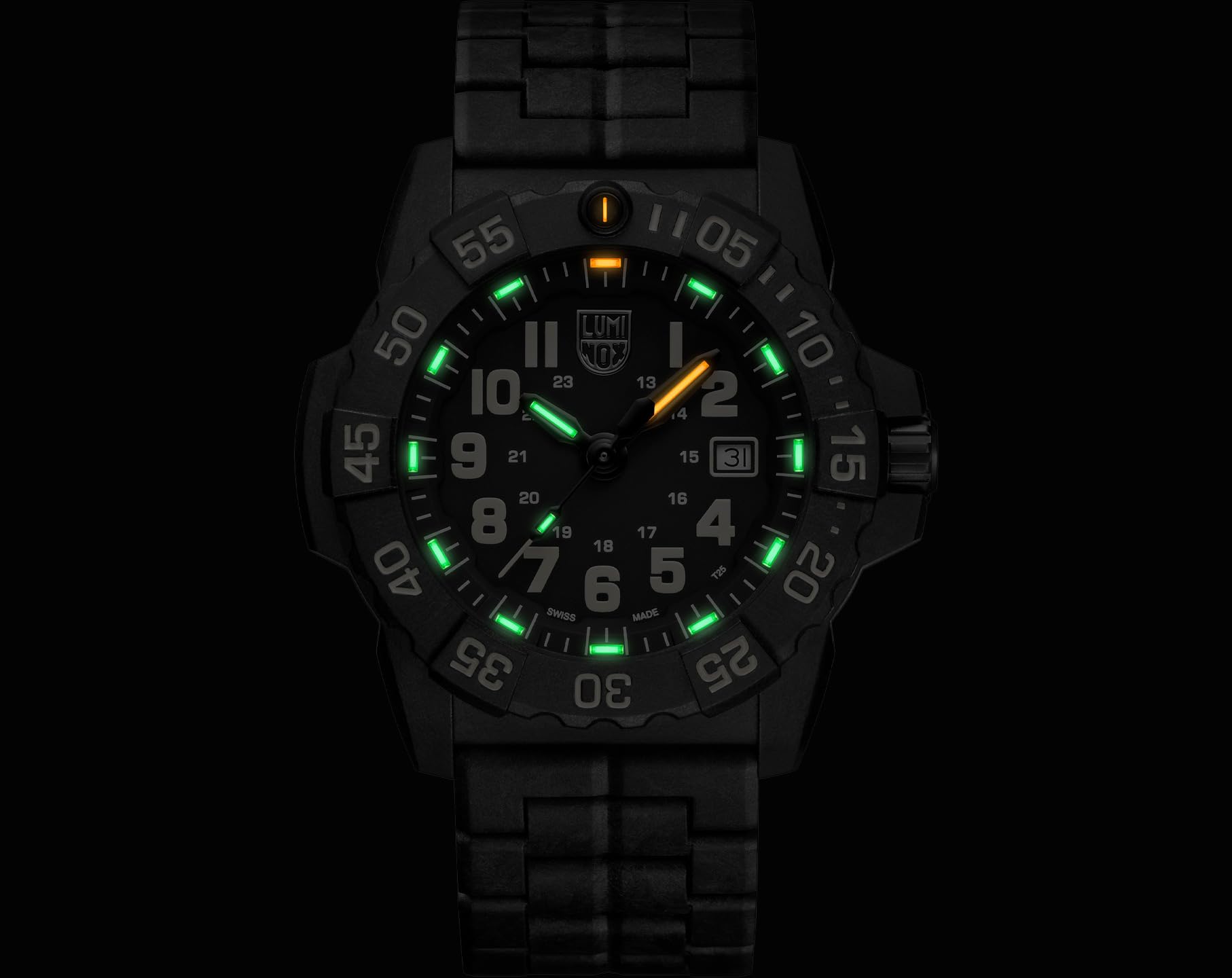Luminox Navy Seal XS.3510 Militäruhr 45 mm – Taucheruhr Schwarz/Sand aus CARBONOX™, 200 m wasserdicht, Schweizer Quarzwerk, LLT-Beleuchtung, Swiss Made, XS.3510