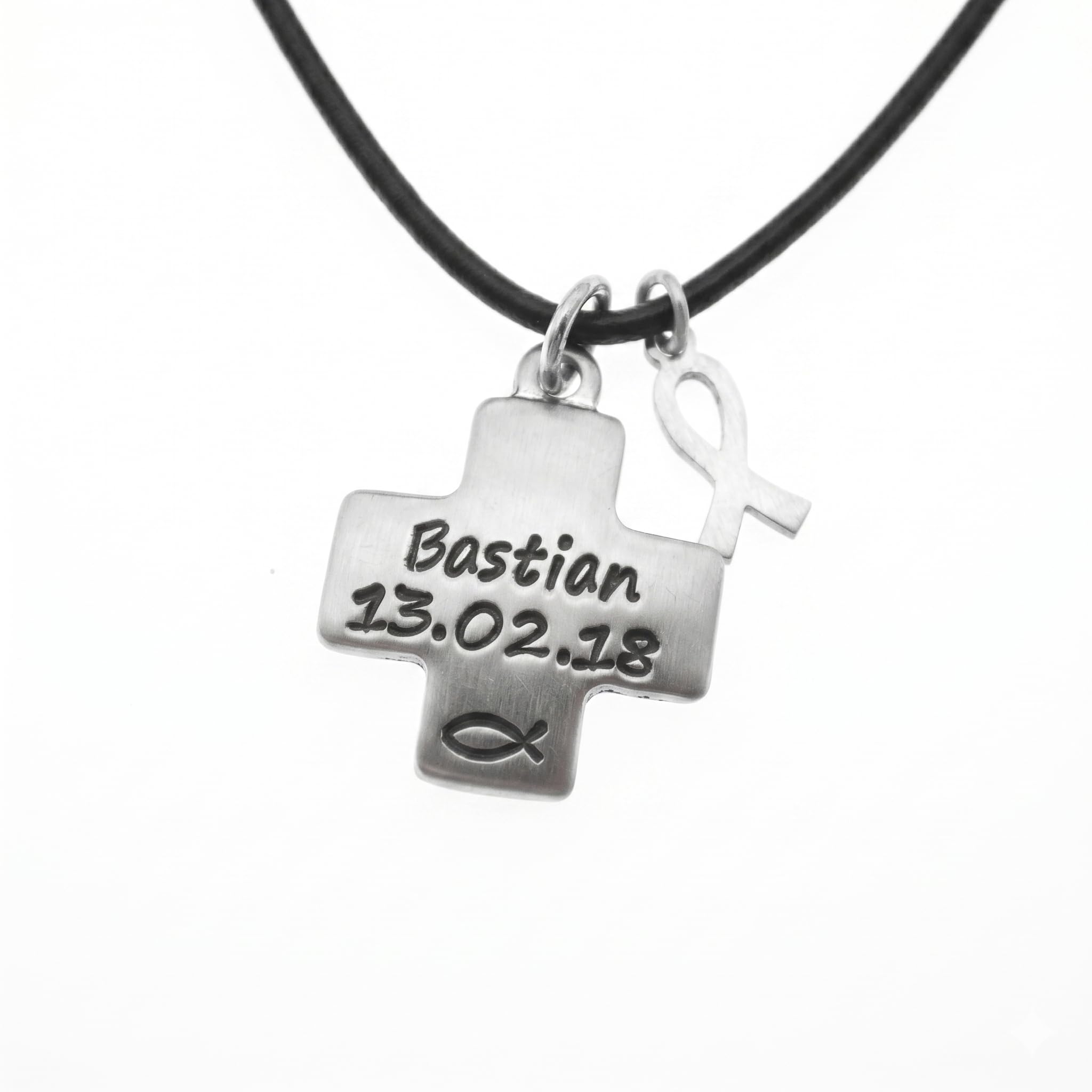 Personalisierte Taufkette mit Kreuz & Engel Anhänger aus Edelstahl – Kreuzanhänger mit Name & Datum Gravur – Individuelles Taufgeschenk für Jungen & Mädchen, Patenkind – Inkl. Wunschkette & Motiv