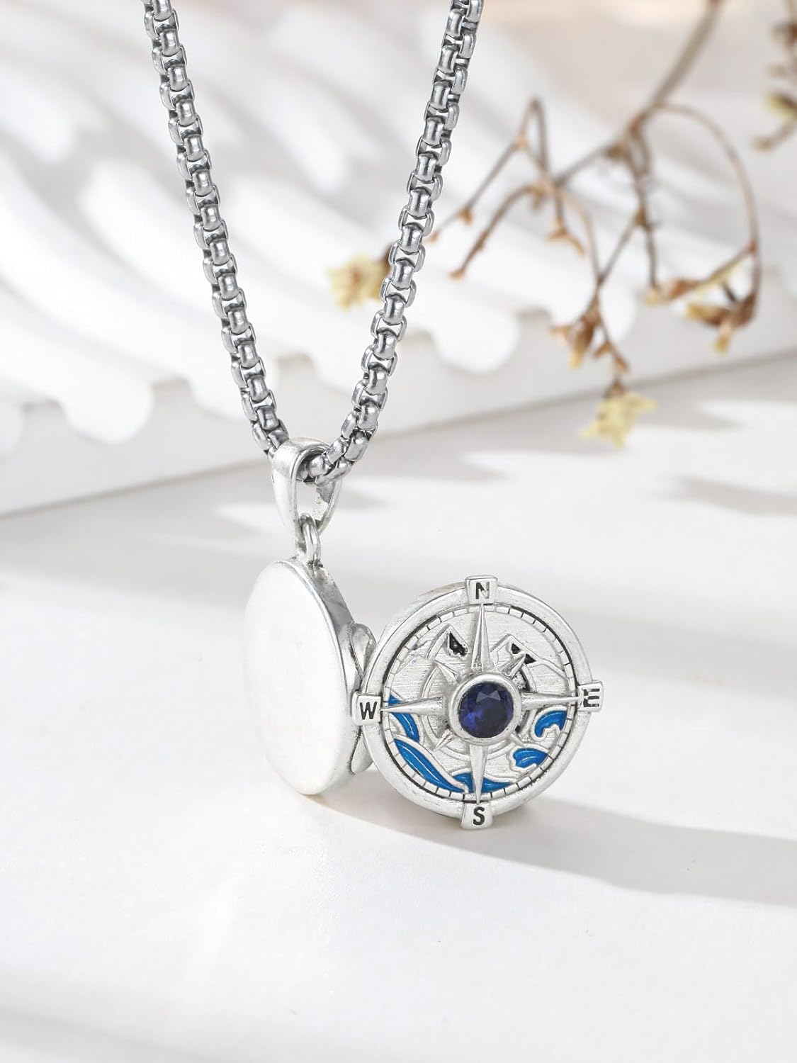 Compass Picture Locket Necklace for Women Men 925 Sterling Silver Custom Compass Photo Locket Pendant Holds Pictures Photos Jewelry Gifts for Her