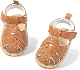 Sandálias infantis para meninos e meninas macias de verão, sapato casual com franja, sola de borracha antiderrapante para uso ao ar livre, sapatos infantis para primeiros passos