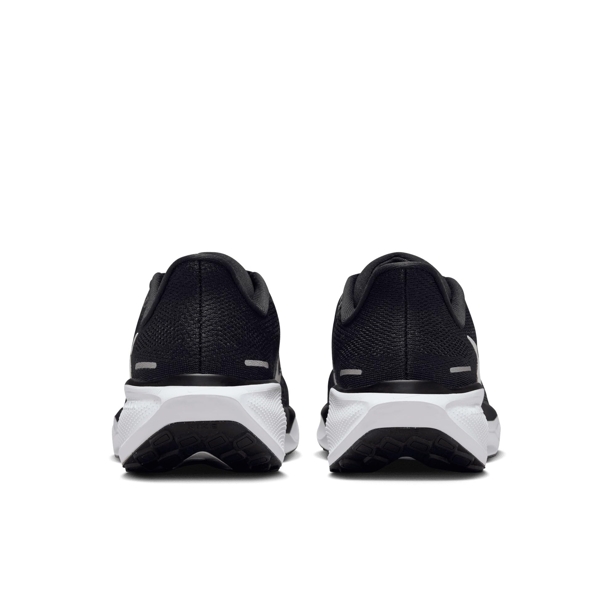 NIKE Women's Pegasus 41Sneaker