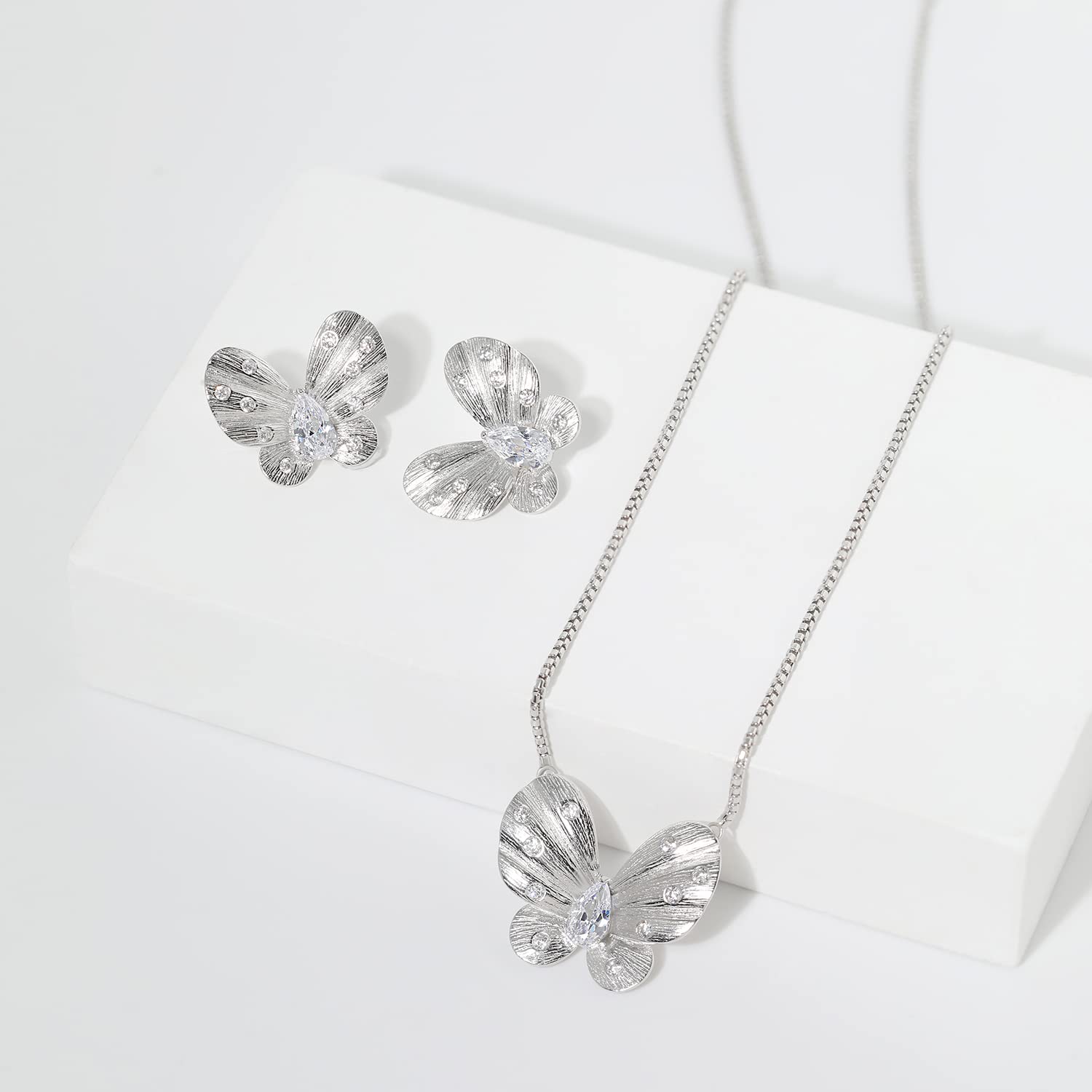 Meissa Farfalla Orecchini da donna in argento 925 Orecchini carini Orecchini in oro Gioielli ipoallergenici (Argento)