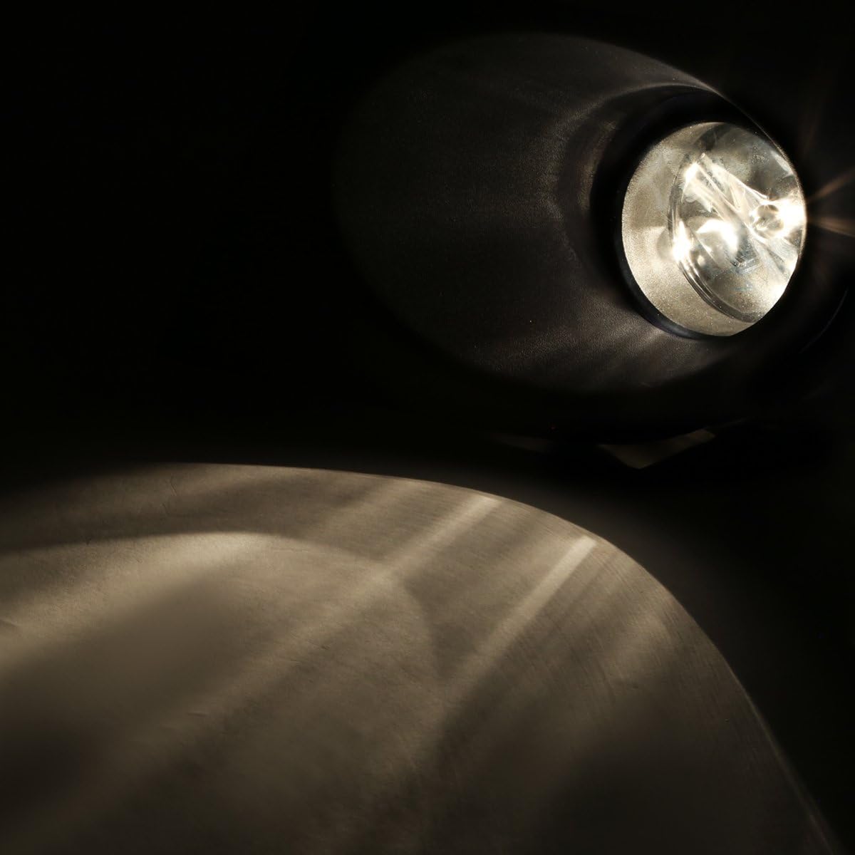 DNA MOTORING FL-ZTL-203-AM Fog Light Driver & Passenger Side Enhance visibility [Compatible with 07-11 Nissan Versa]