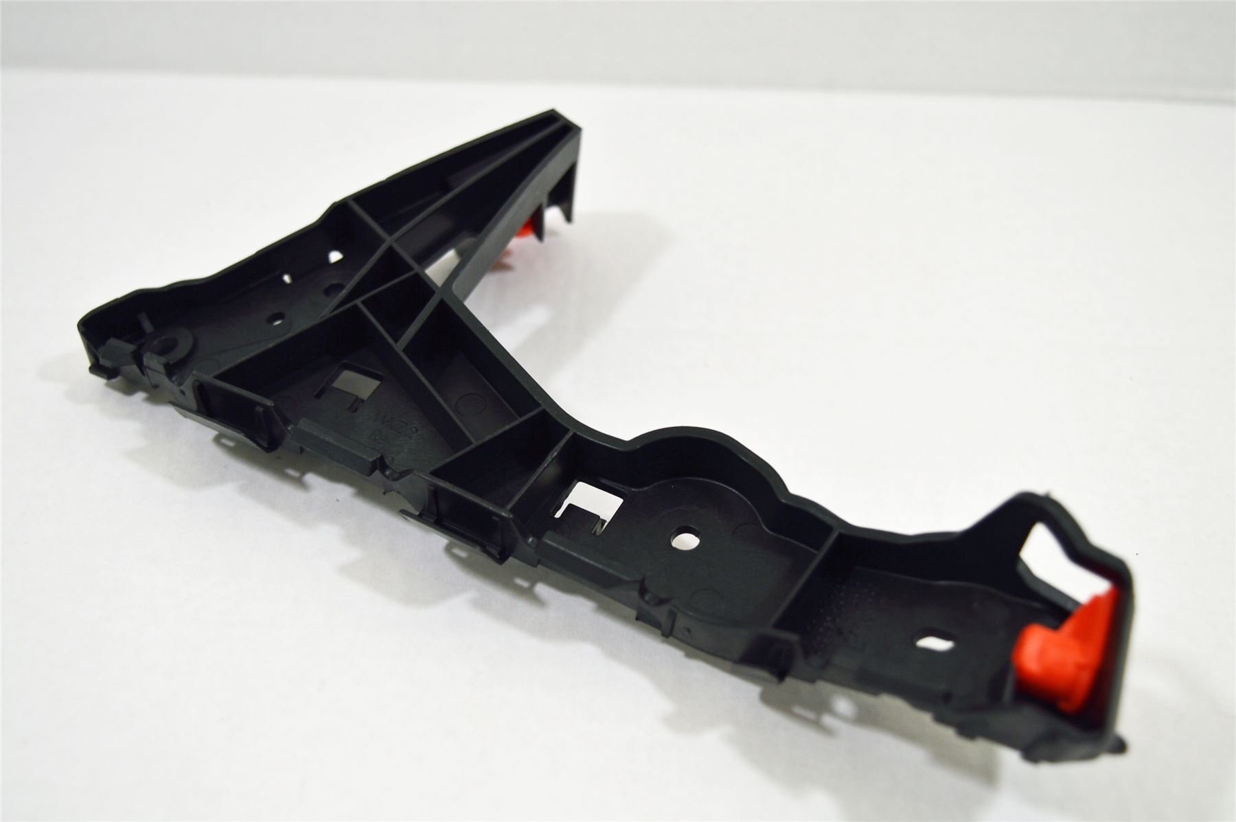 24460284: Genuine Front Bumper Mounting Bracket Guide Rail/Right 