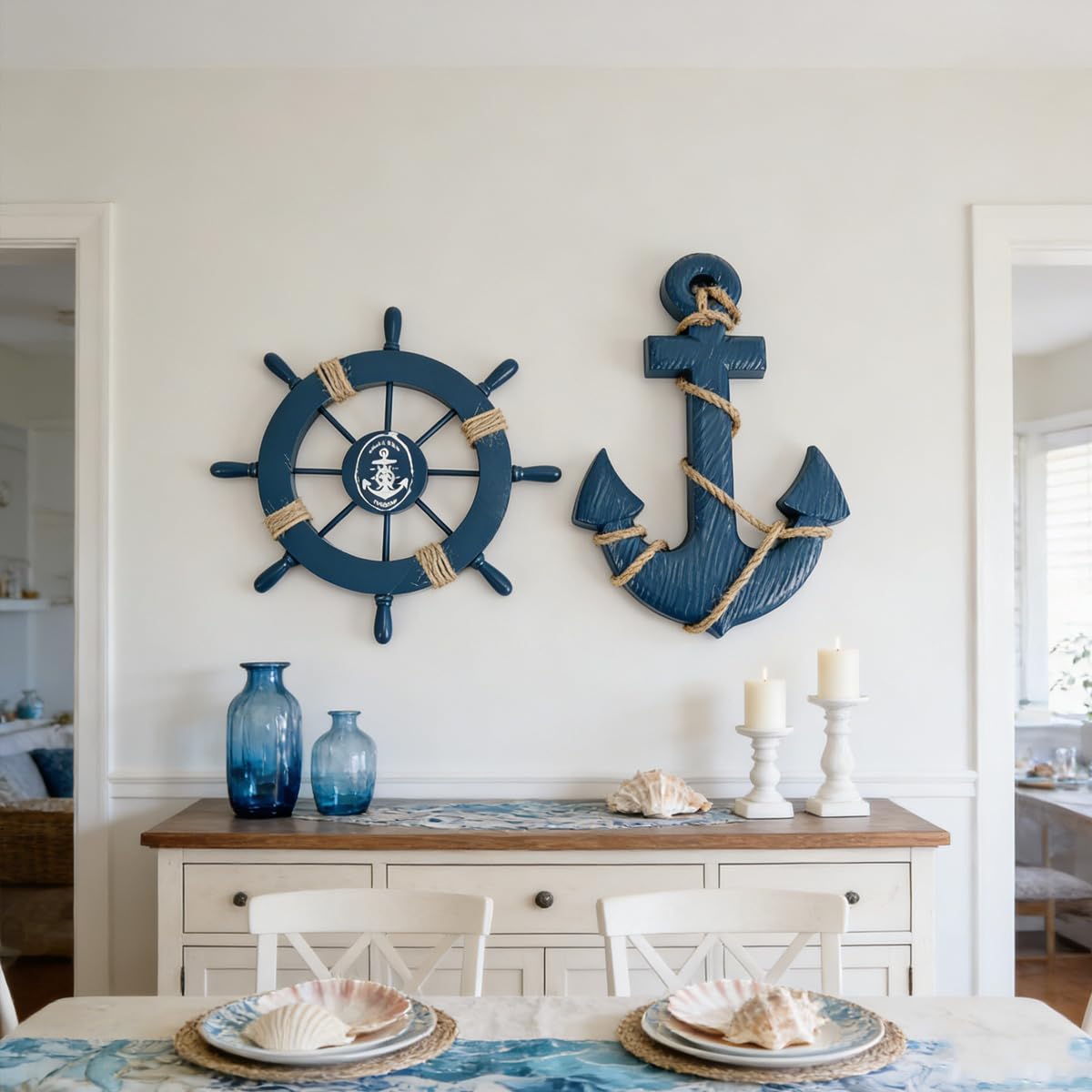 Gutol Set di decorazioni nautiche in legno da 2 pezzi: timone da 28 cm e ancora da 33 cm con corda per decorazioni da parete e da appendere alla porta