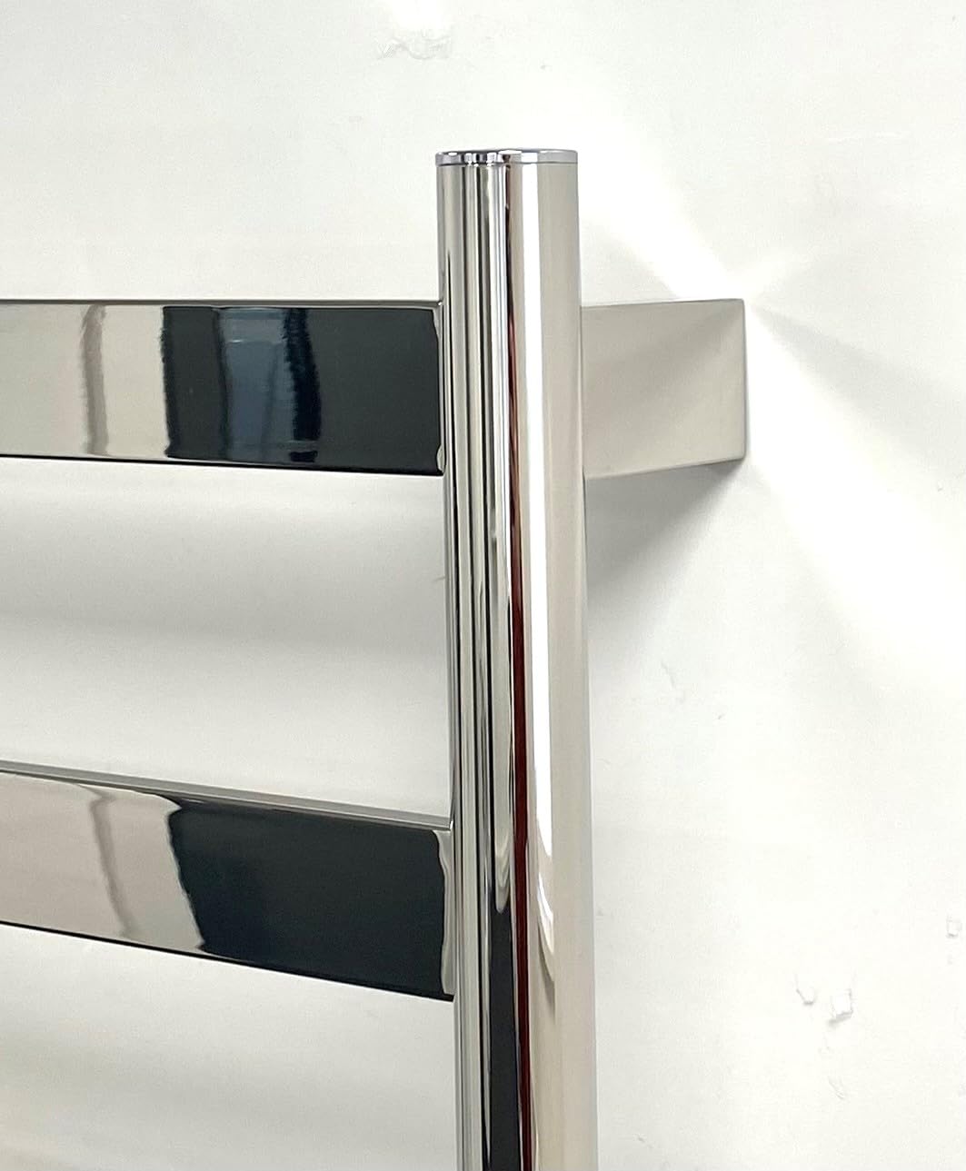 Manissa FALA Elektrisches Handtuch mit Flachrohr, Edelstahl, 500 mm breit x 700 mm hoch, energiesparende Edelstahlverarbeitung