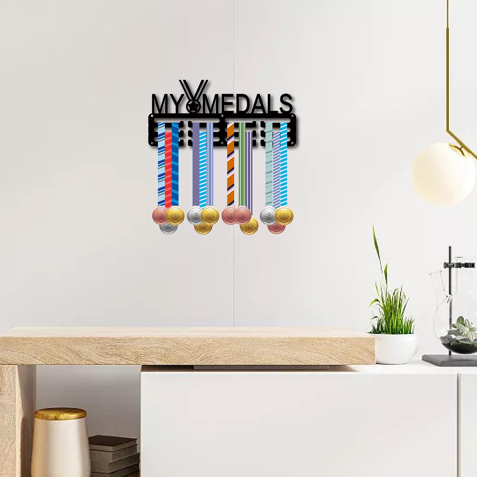 CREATCABIN Uchwyt na medal wieszak stojak ekspozycyjny sportowy metalowy wiszący nagrody żelazny mały uchwyt dekoracja na ścianę dom wyścig bieganie gimnastyka pływanie piłka nożna medalista czarny 38