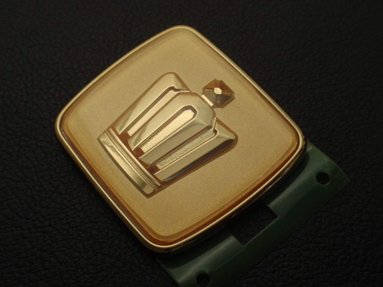 Amazon | ◇210系クラウンロイヤルサルーン-G プレミアムゴールド  